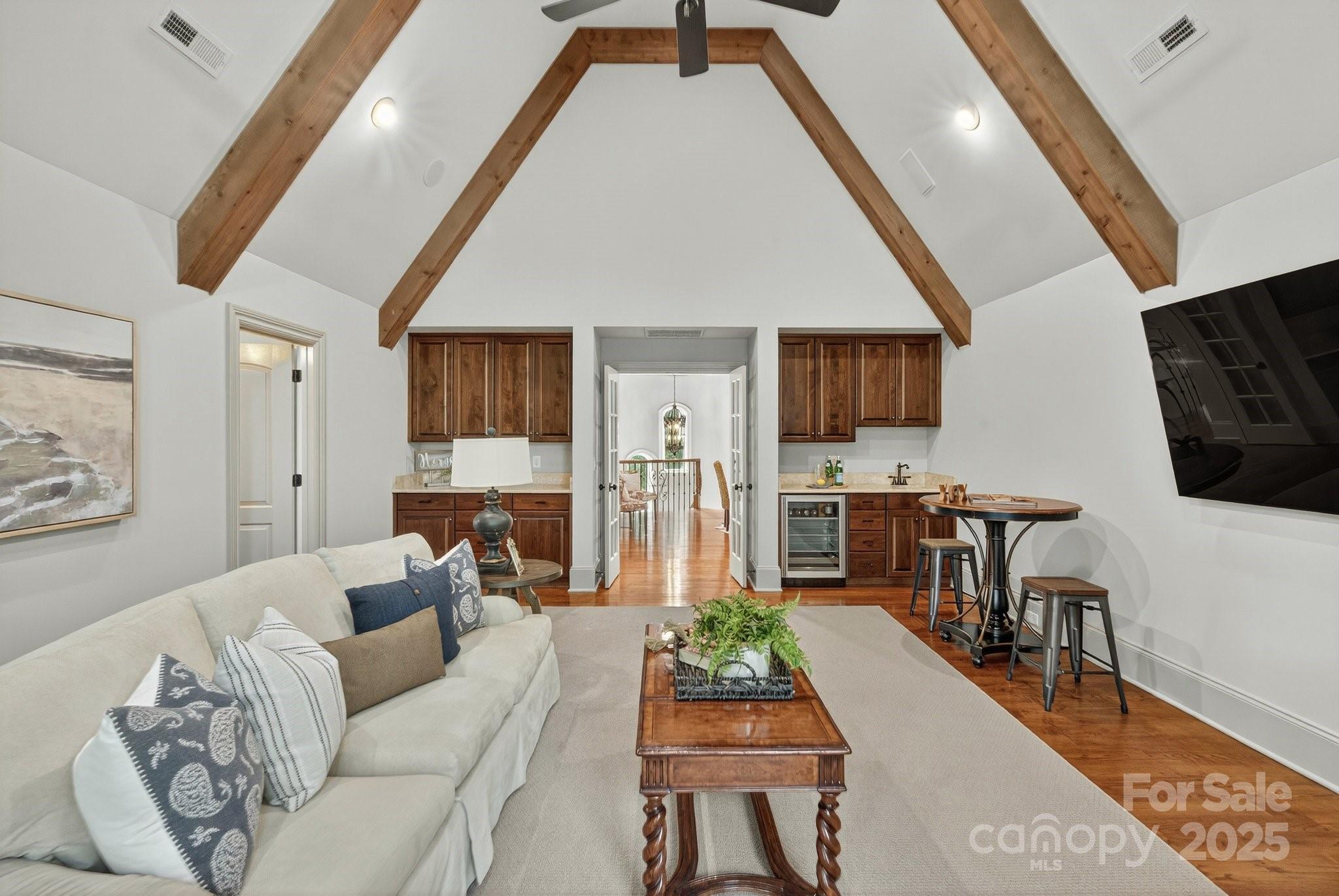 207 Belle Meade Court