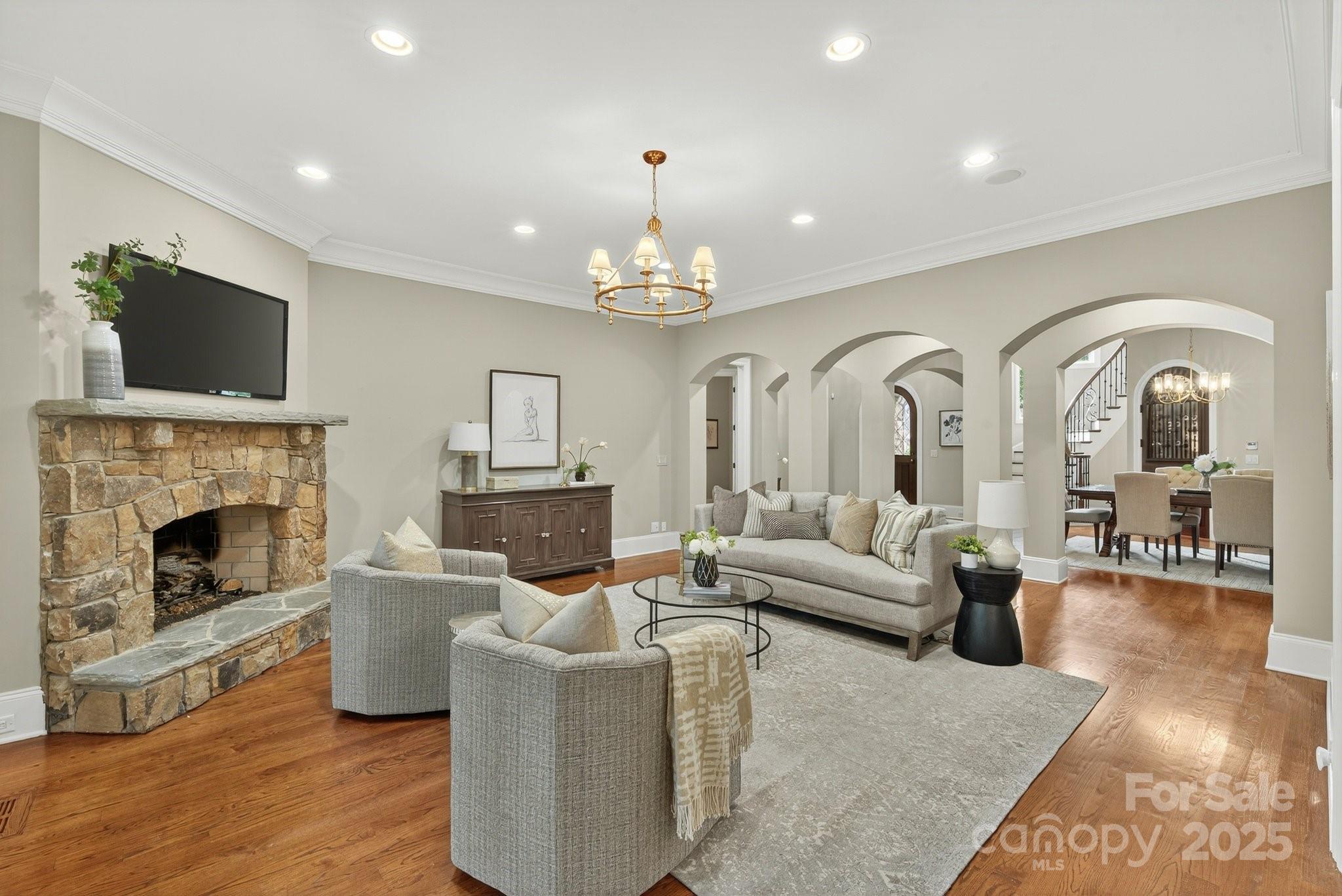 207 Belle Meade Court