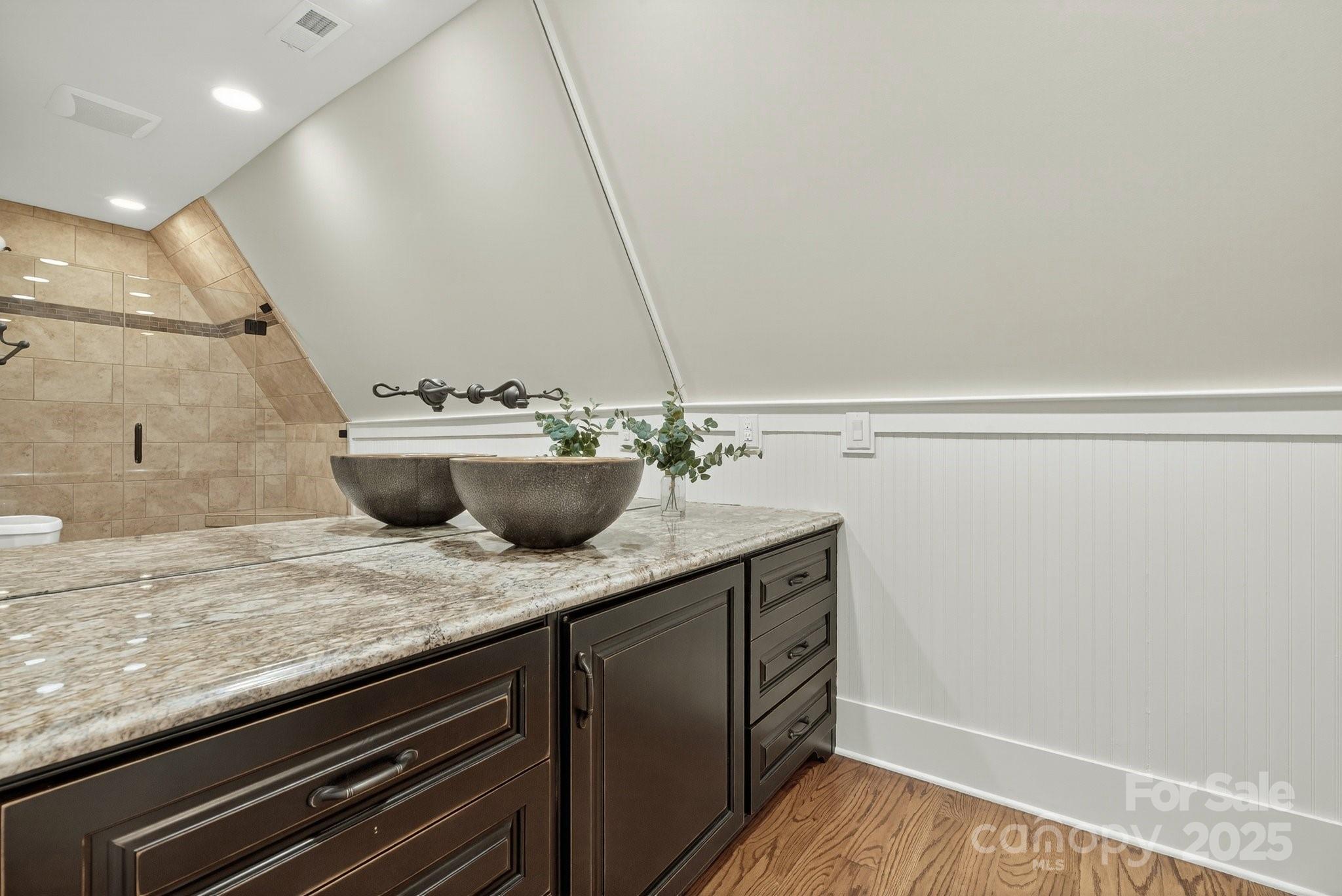 207 Belle Meade Court