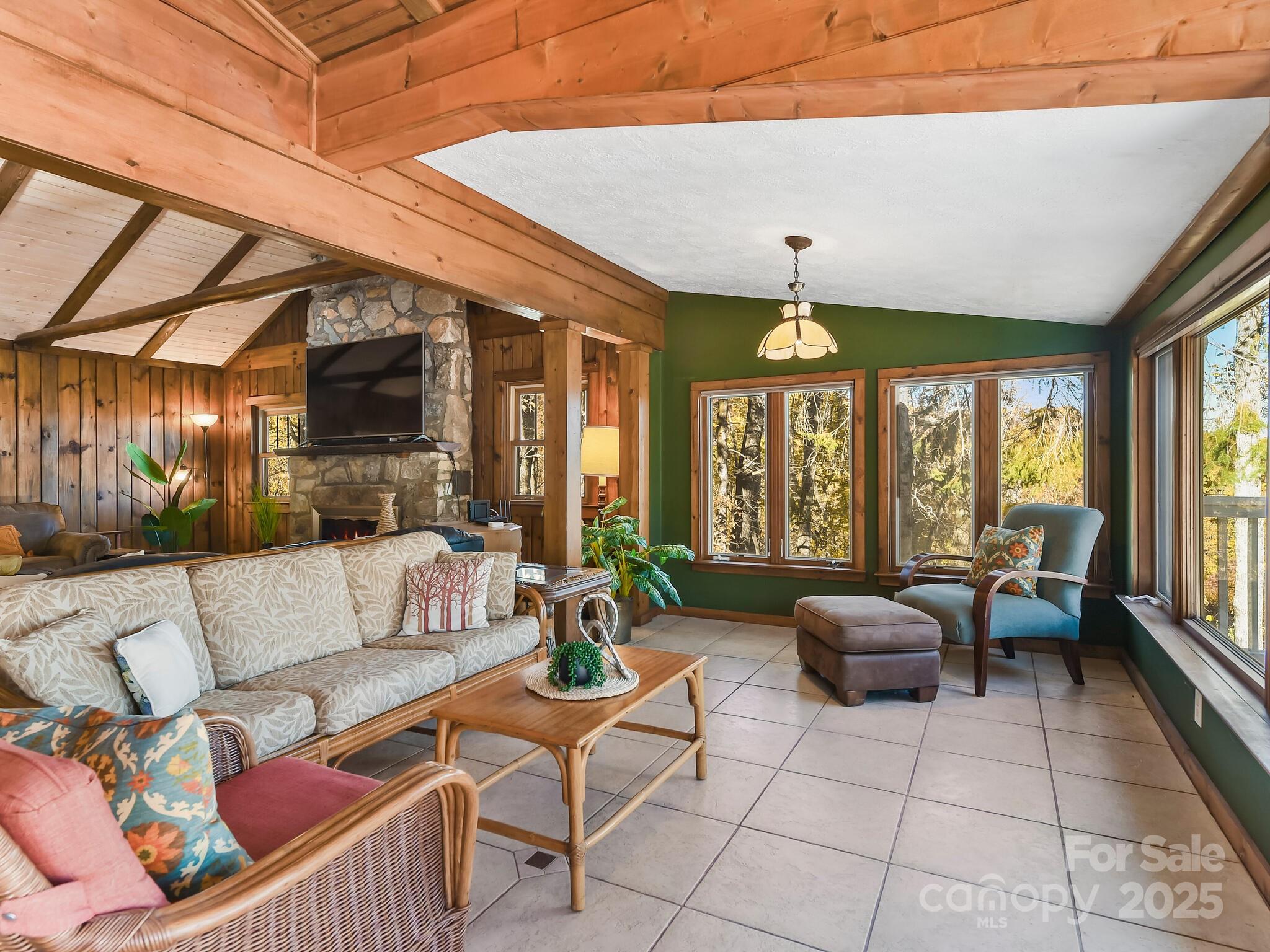 20 Fairview Heights Drive