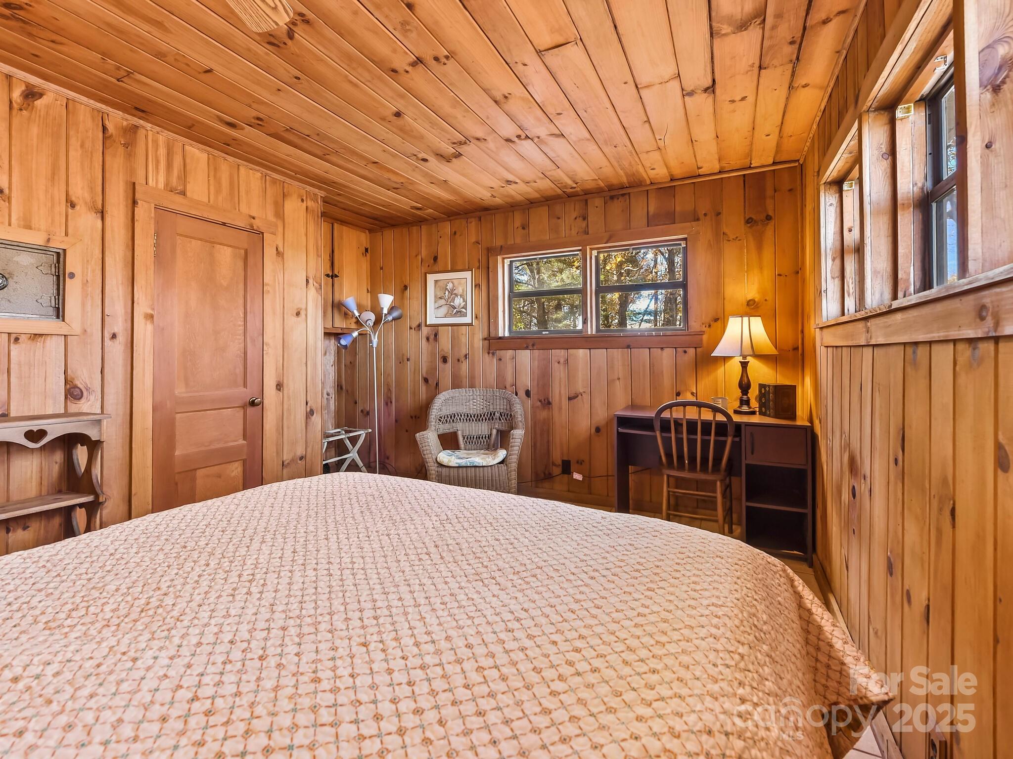 20 Fairview Heights Drive