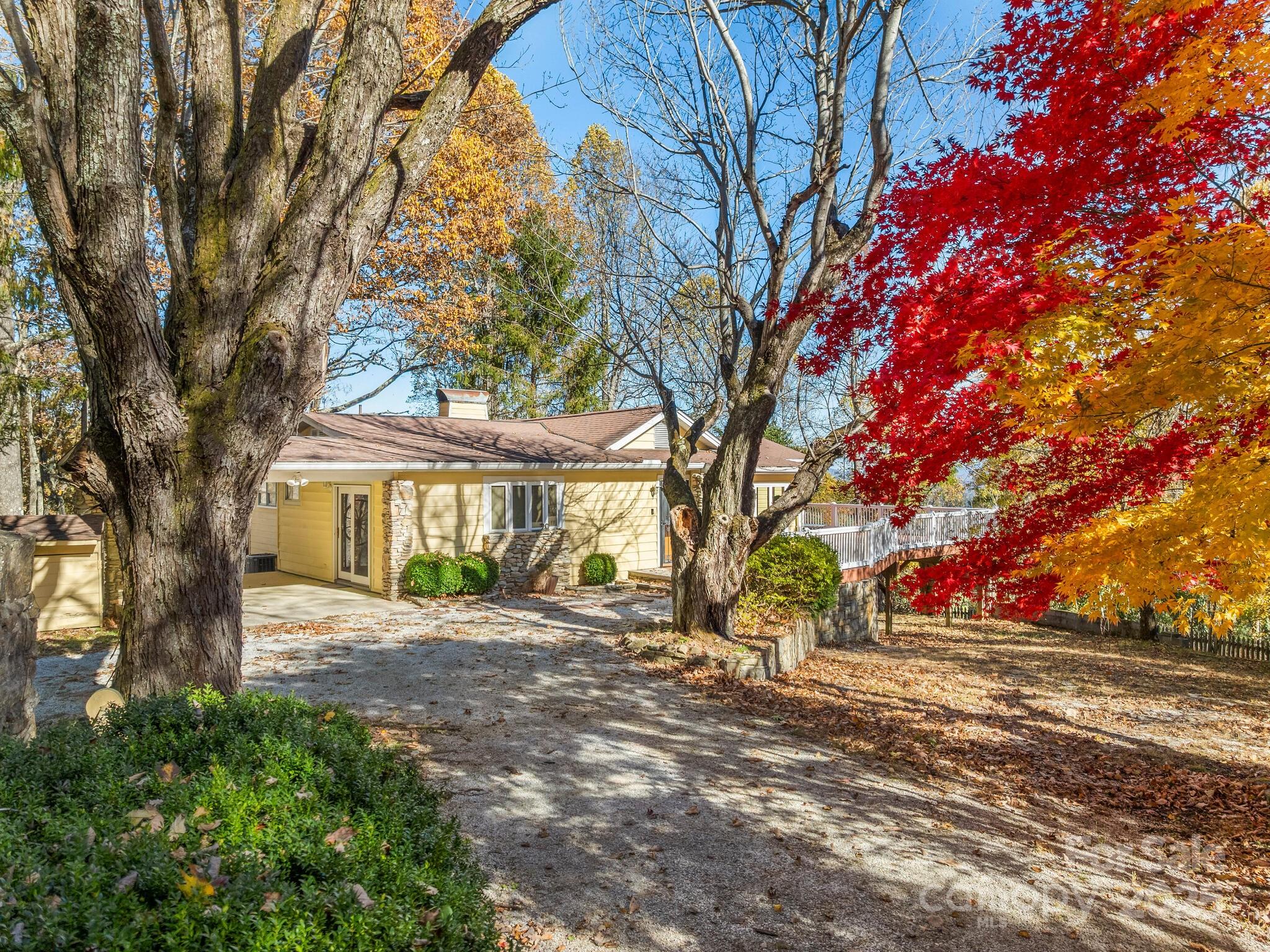 20 Fairview Heights Drive