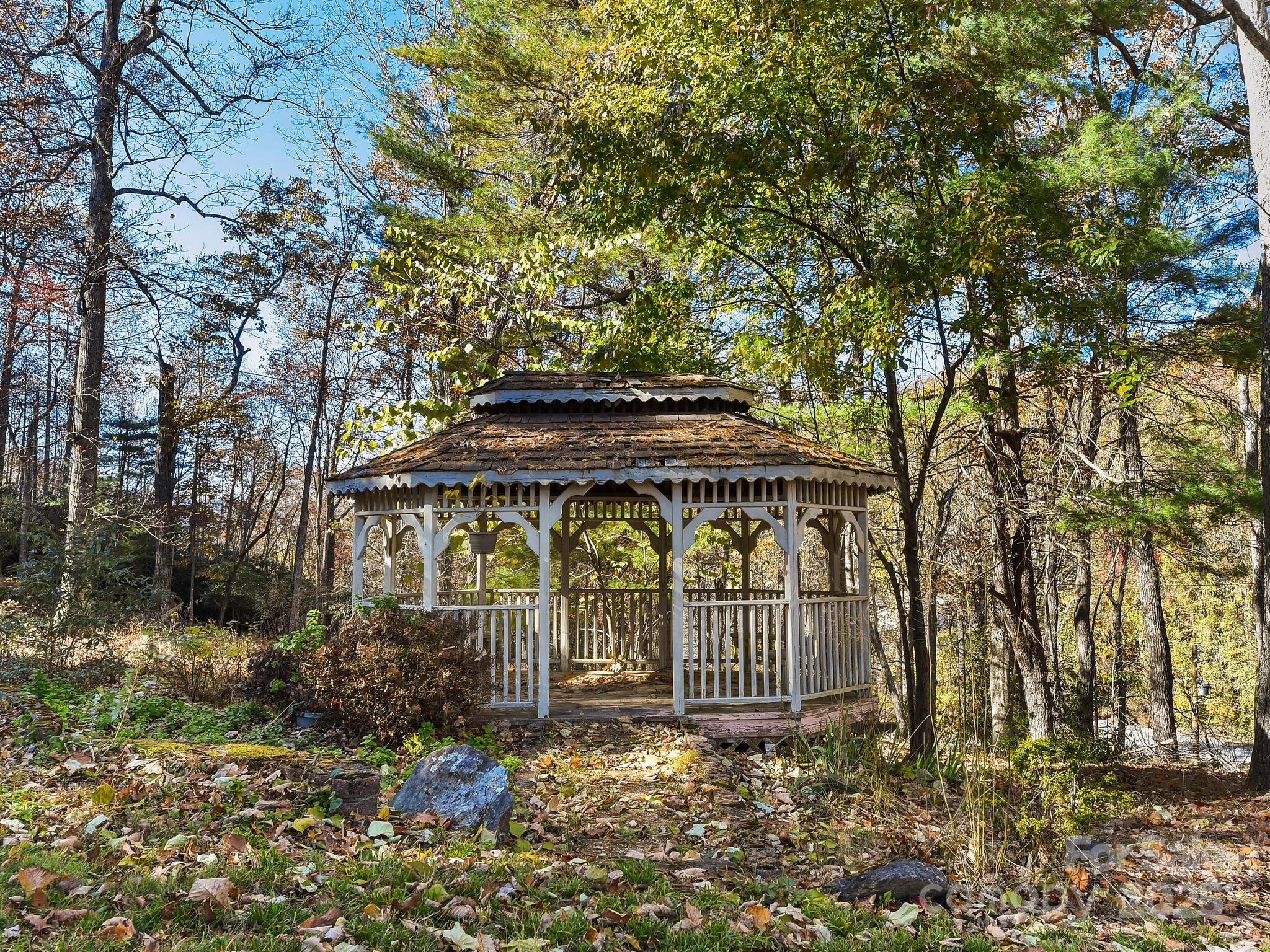 20 Fairview Heights Drive