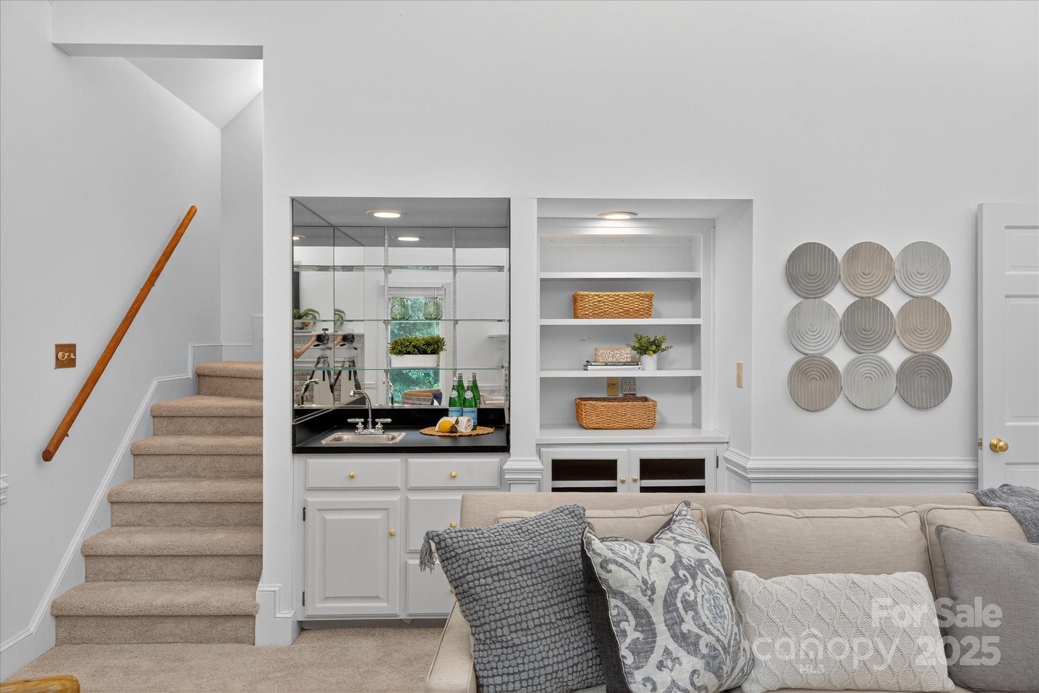 833 Spring Oaks Drive