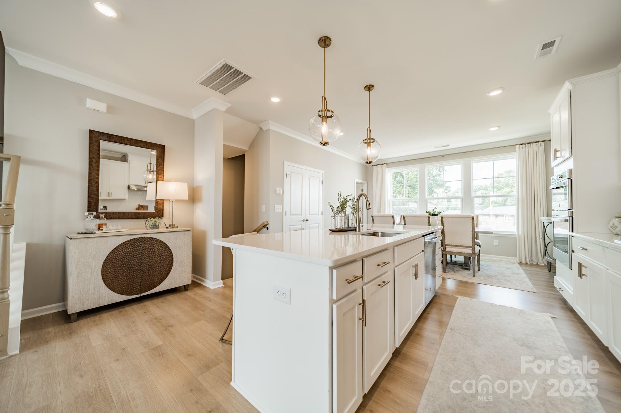 5013 Nestling Spring Street