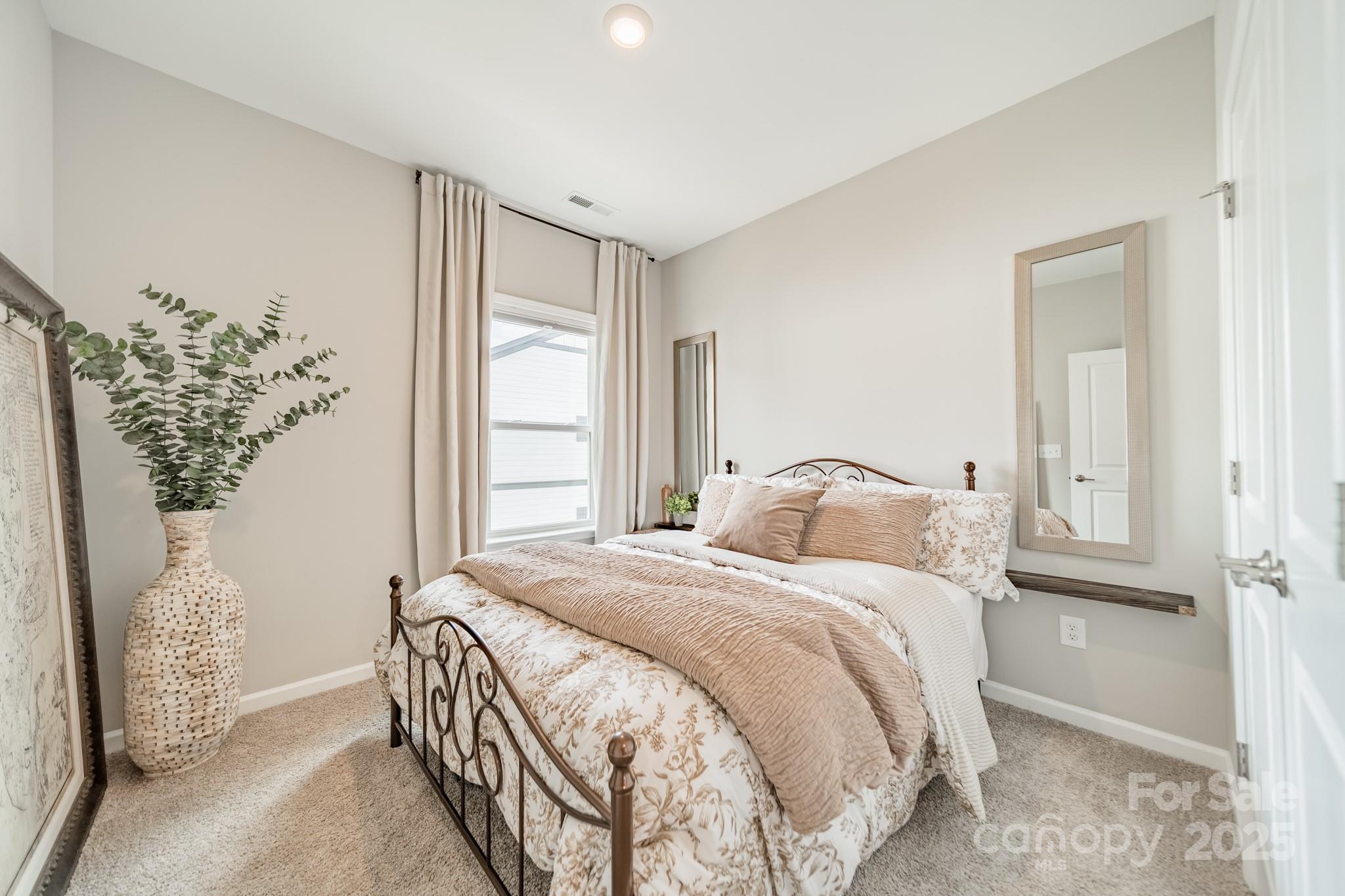 5013 Nestling Spring Street