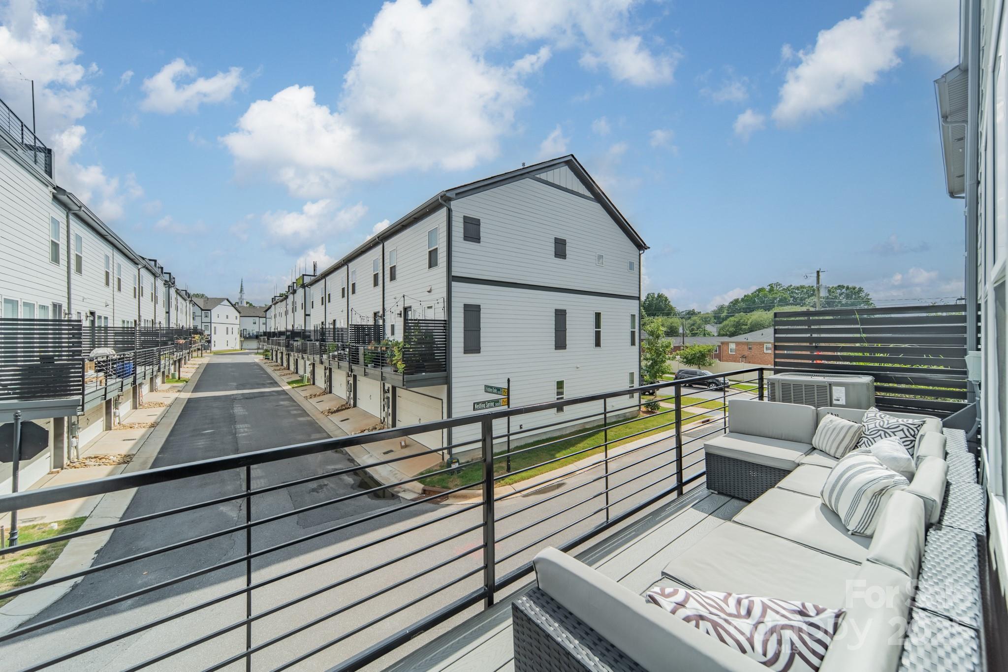 5013 Nestling Spring Street