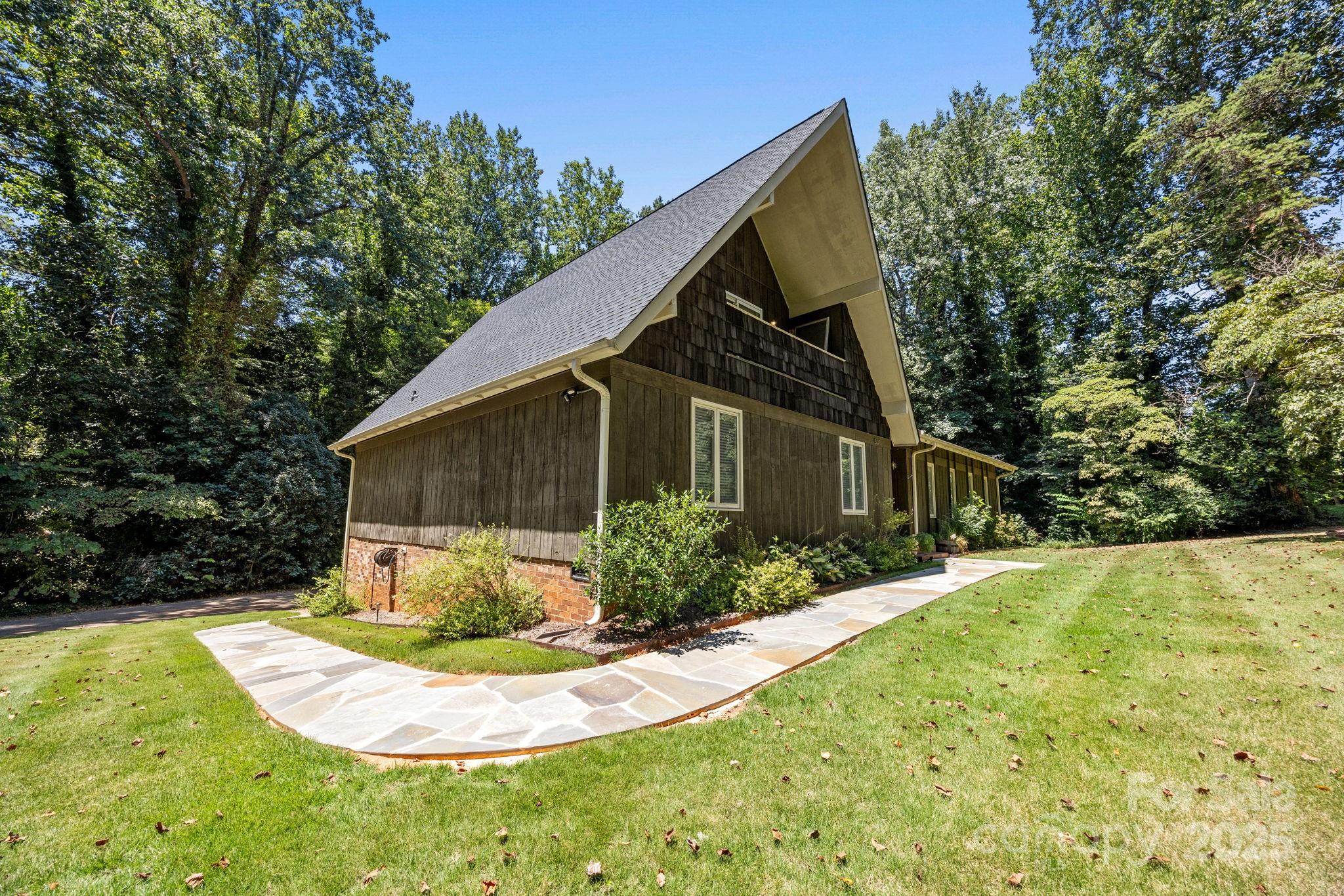 501 Fairway Drive