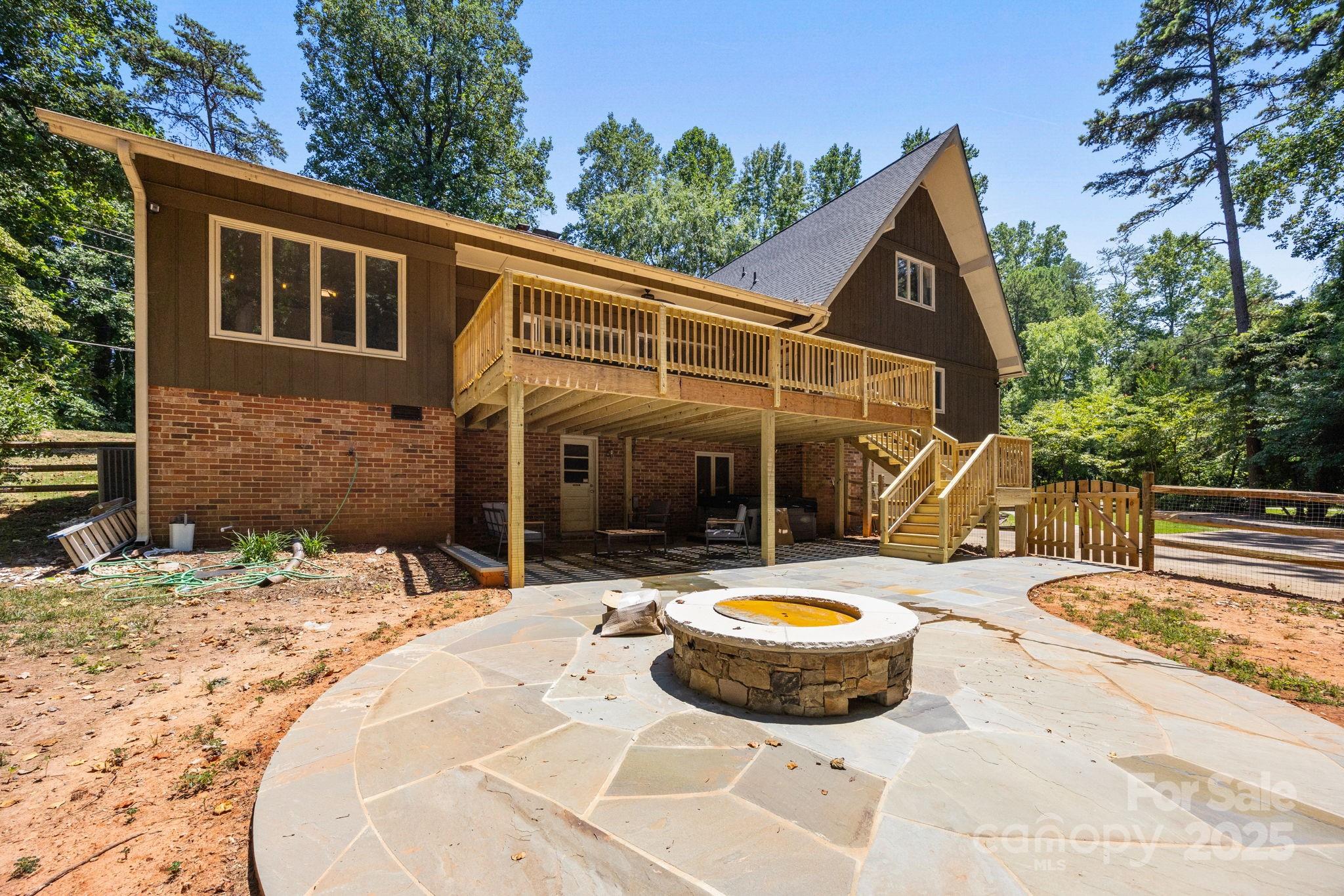 501 Fairway Drive