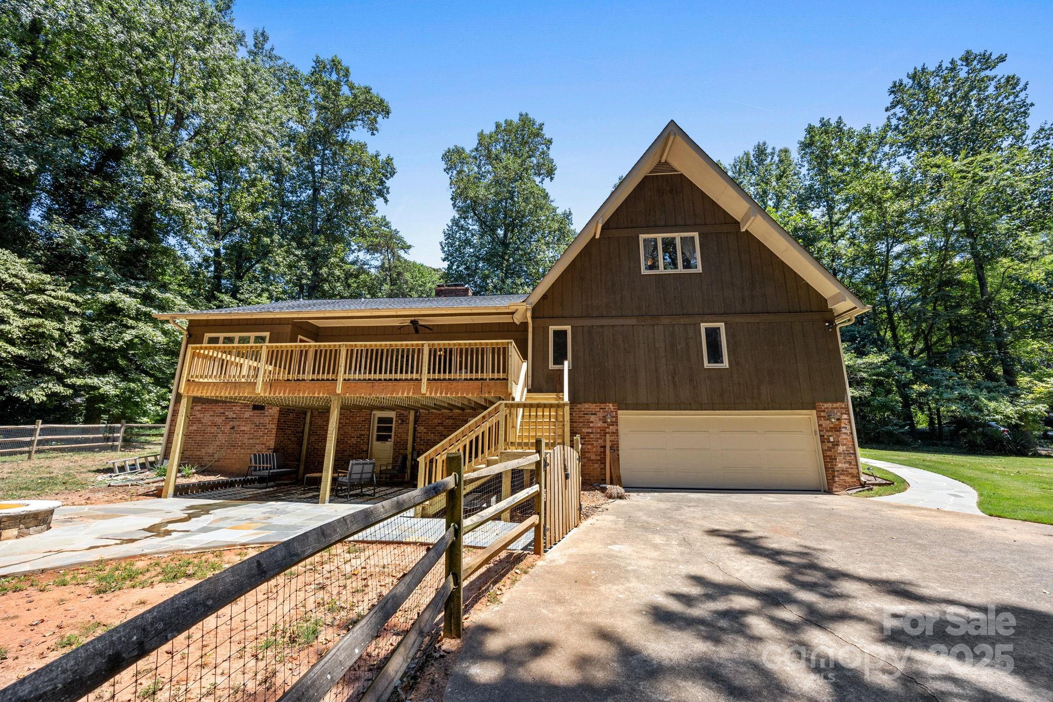501 Fairway Drive