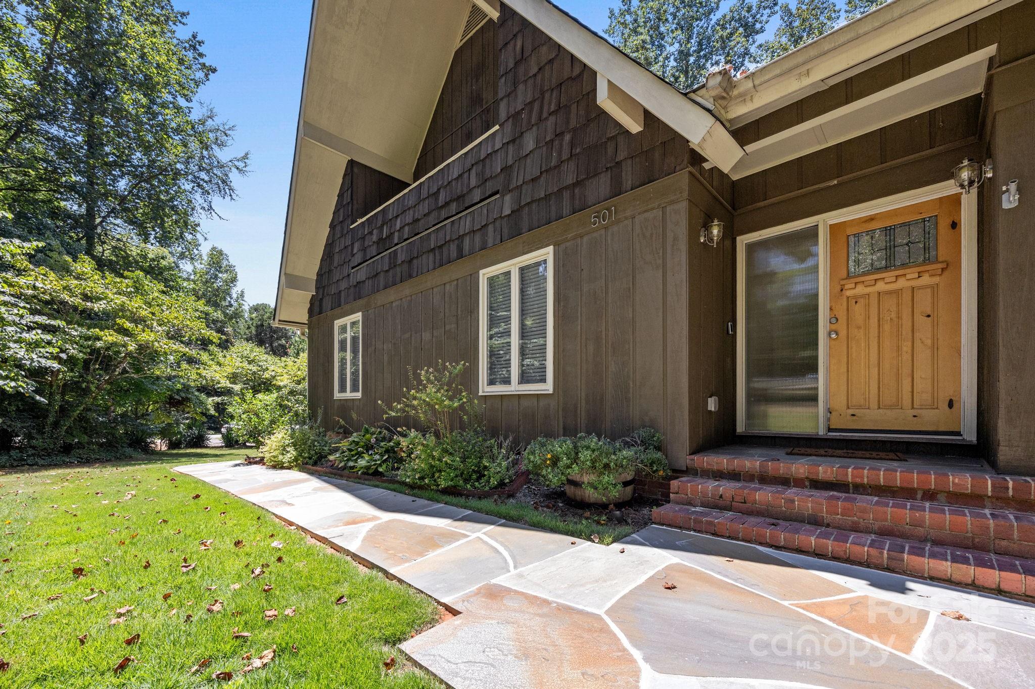 501 Fairway Drive