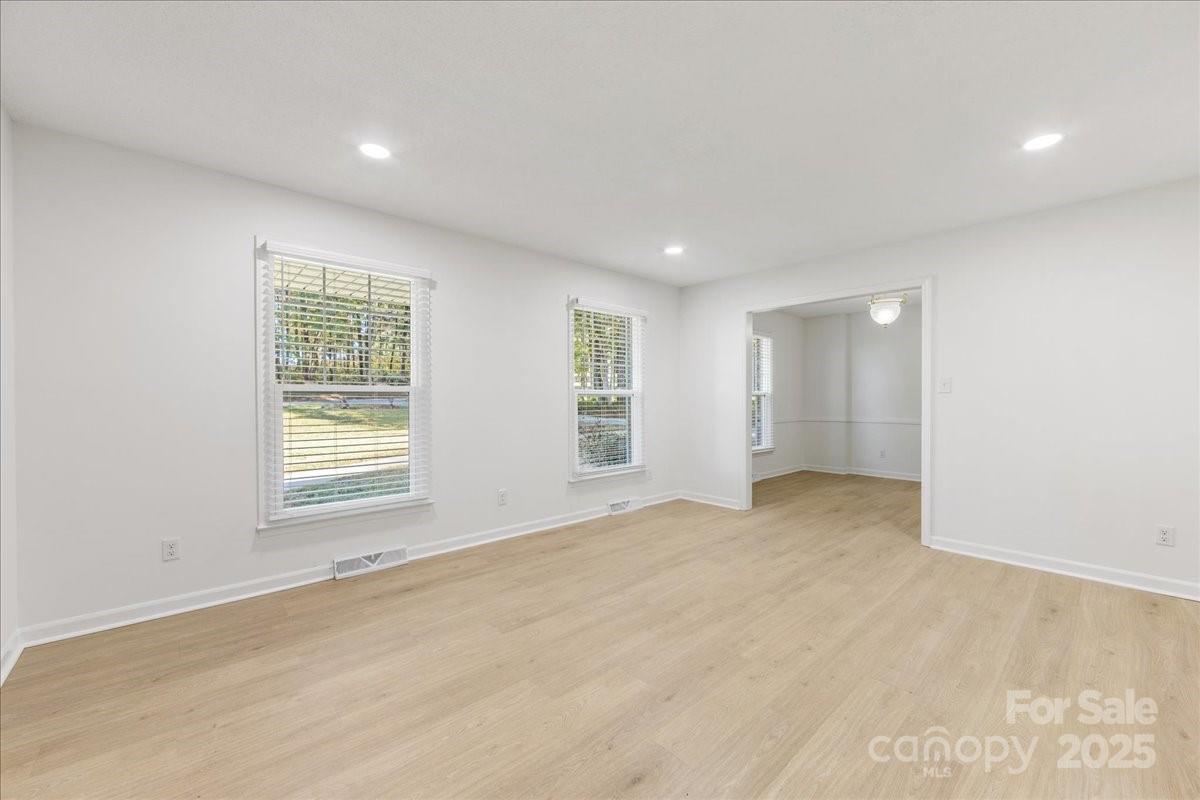 1840 Stoneyridge Drive