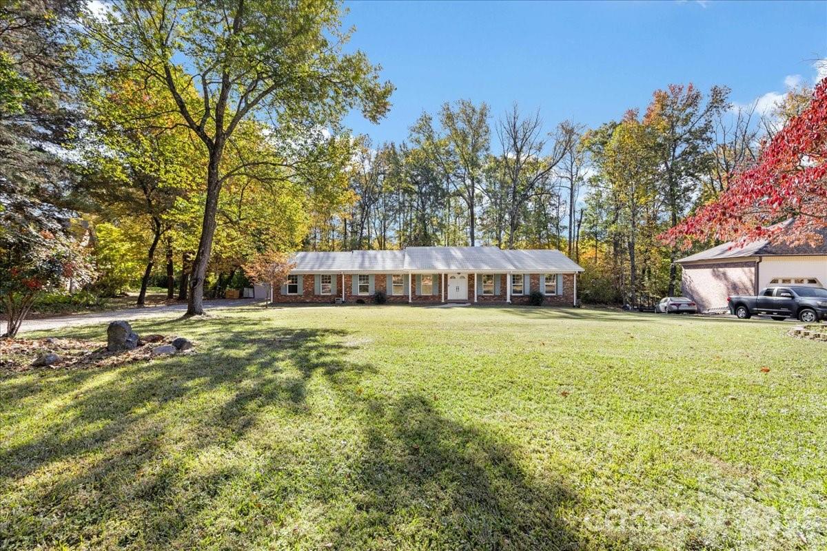 1840 Stoneyridge Drive