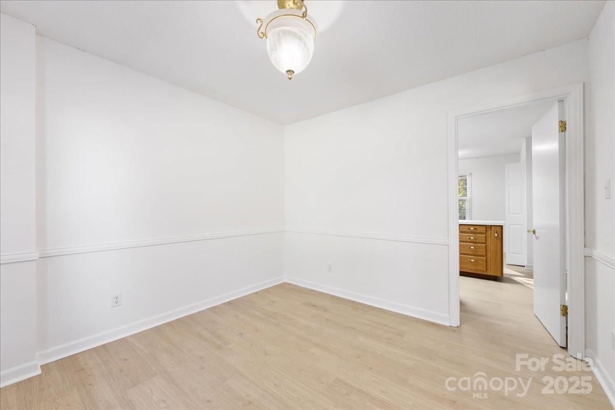 1840 Stoneyridge Drive