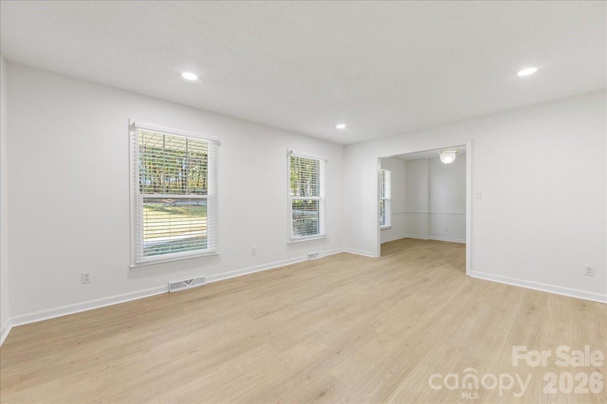 1840 Stoneyridge Drive