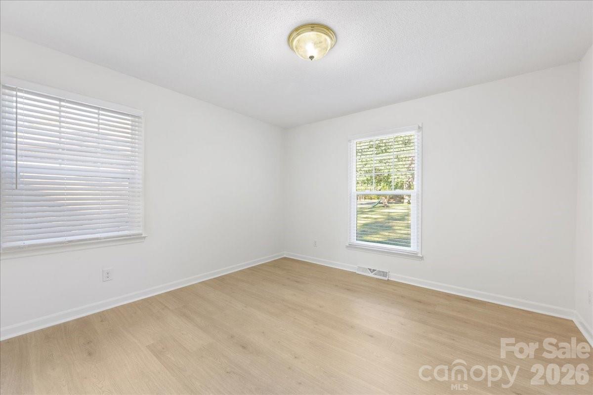 1840 Stoneyridge Drive