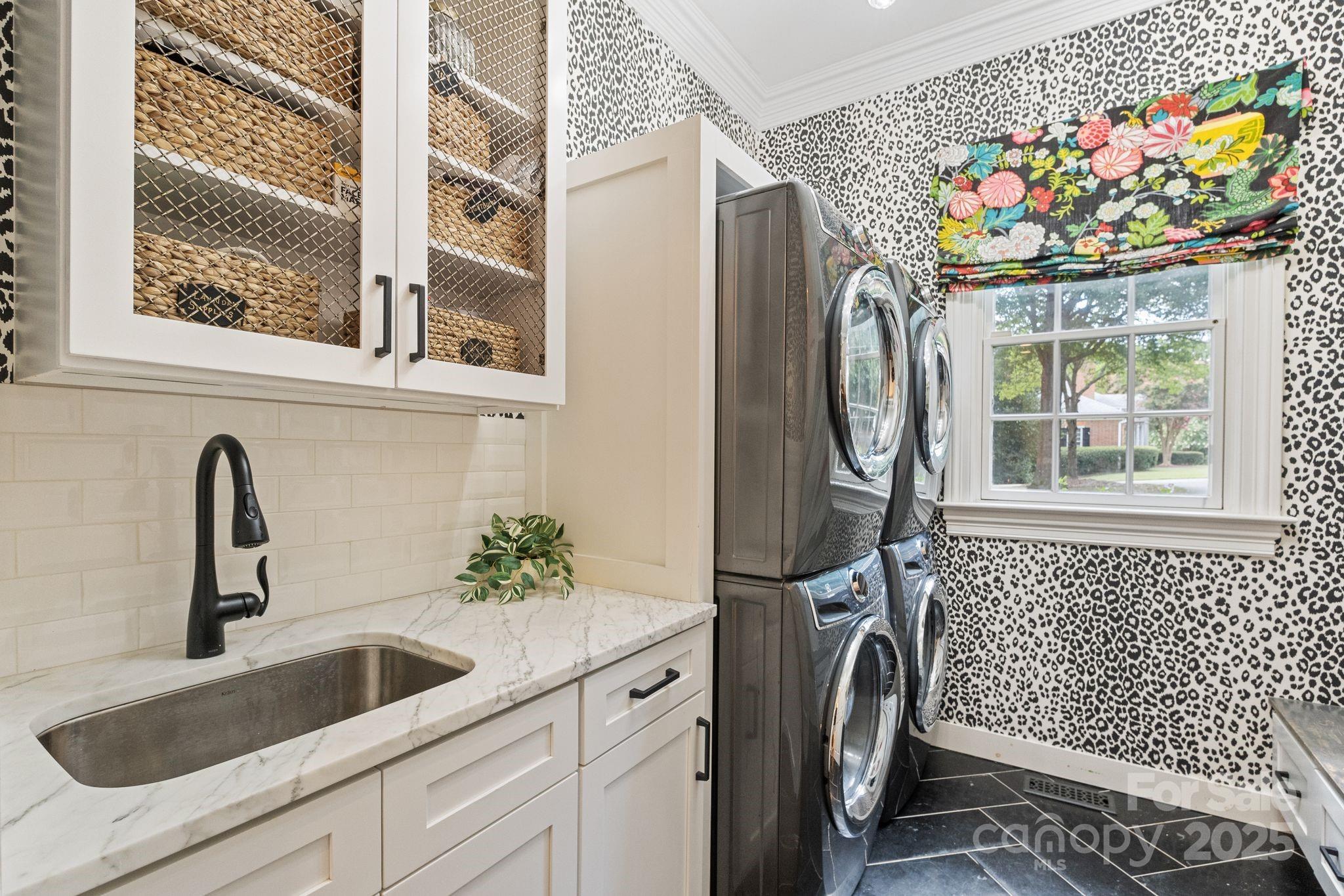 3605 Hampton Manor Drive