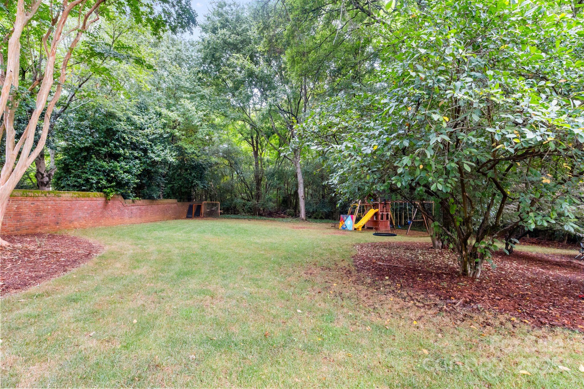 3605 Hampton Manor Drive