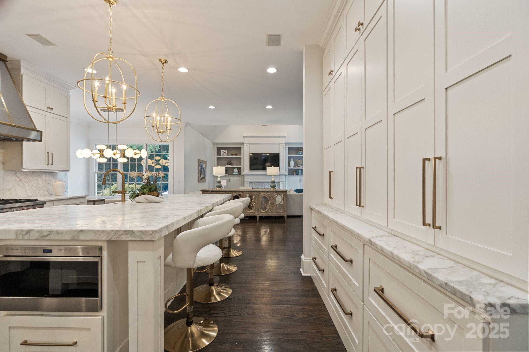 3605 Hampton Manor Drive