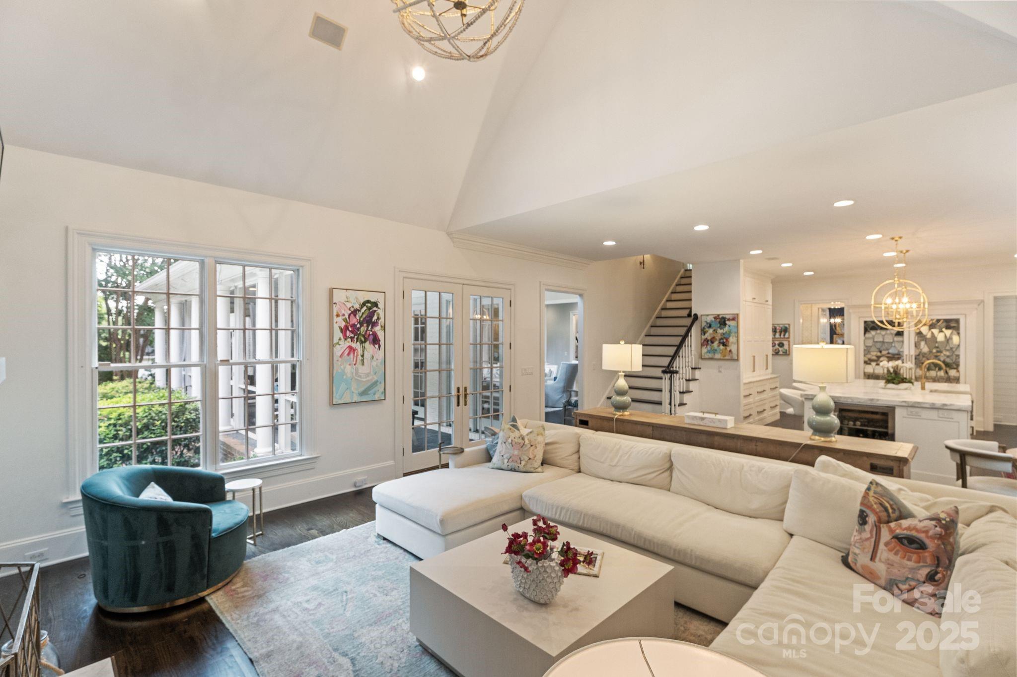 3605 Hampton Manor Drive