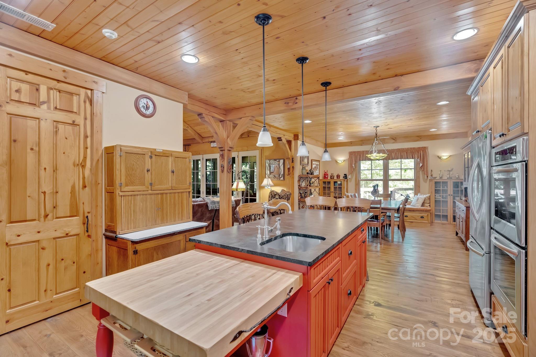 3 Shadow Brook Drive