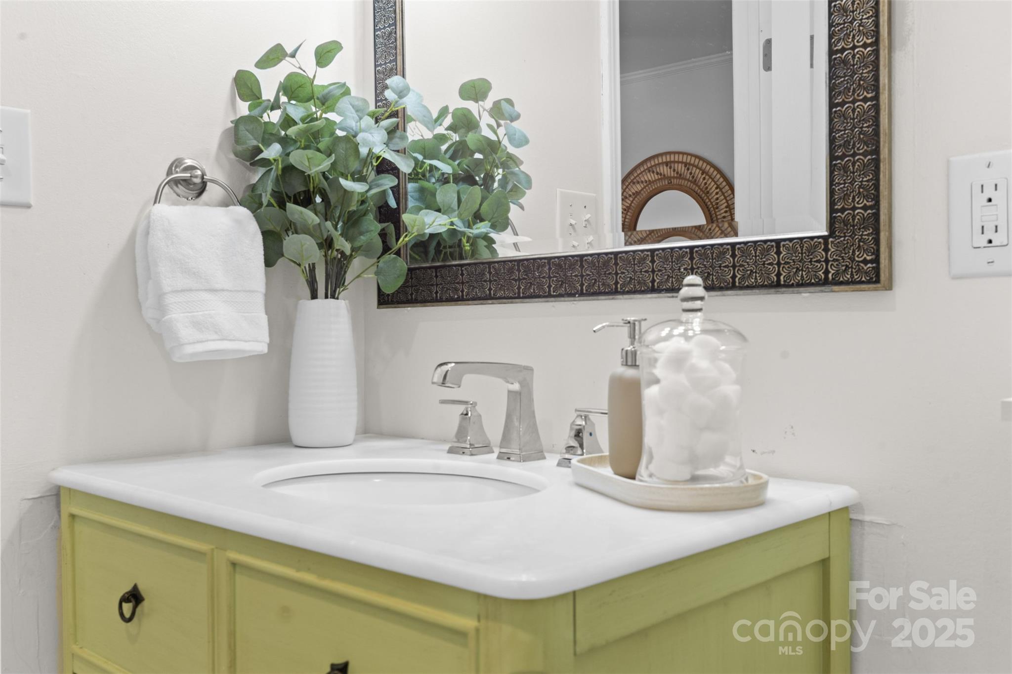 5909 Quail Hollow Road Unit: B