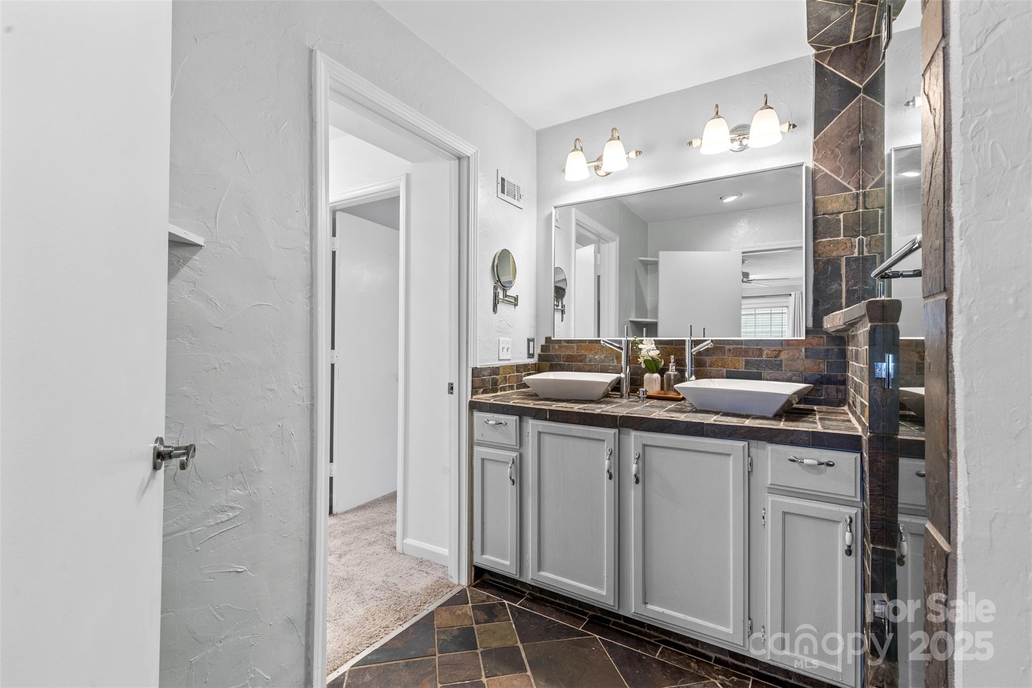 3720 Park Road Unit: K