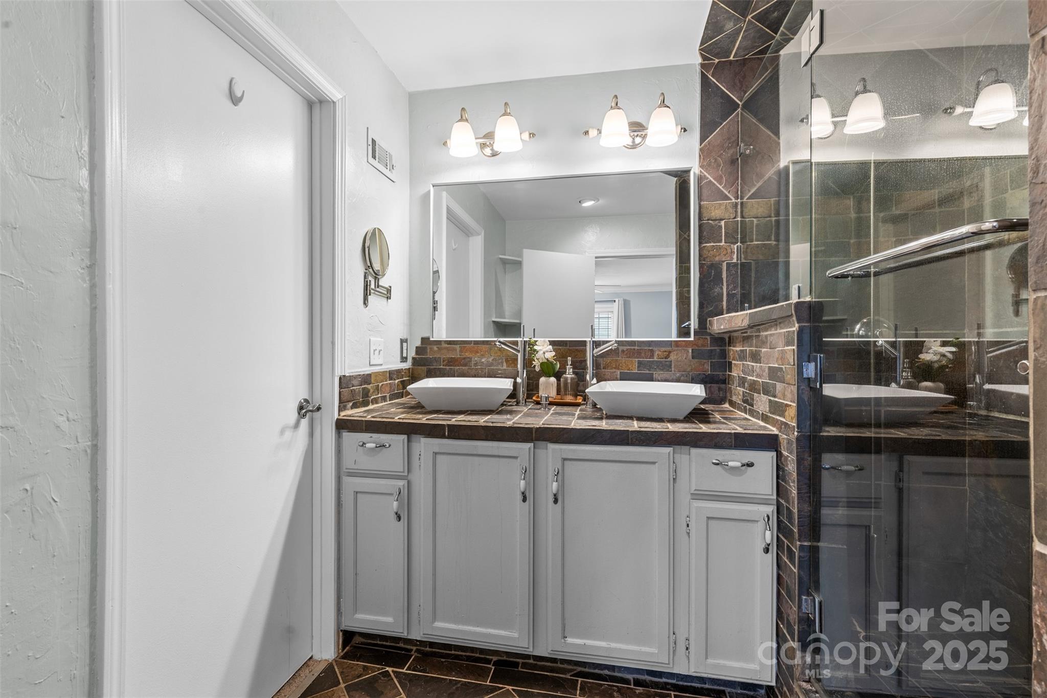 3720 Park Road Unit: K