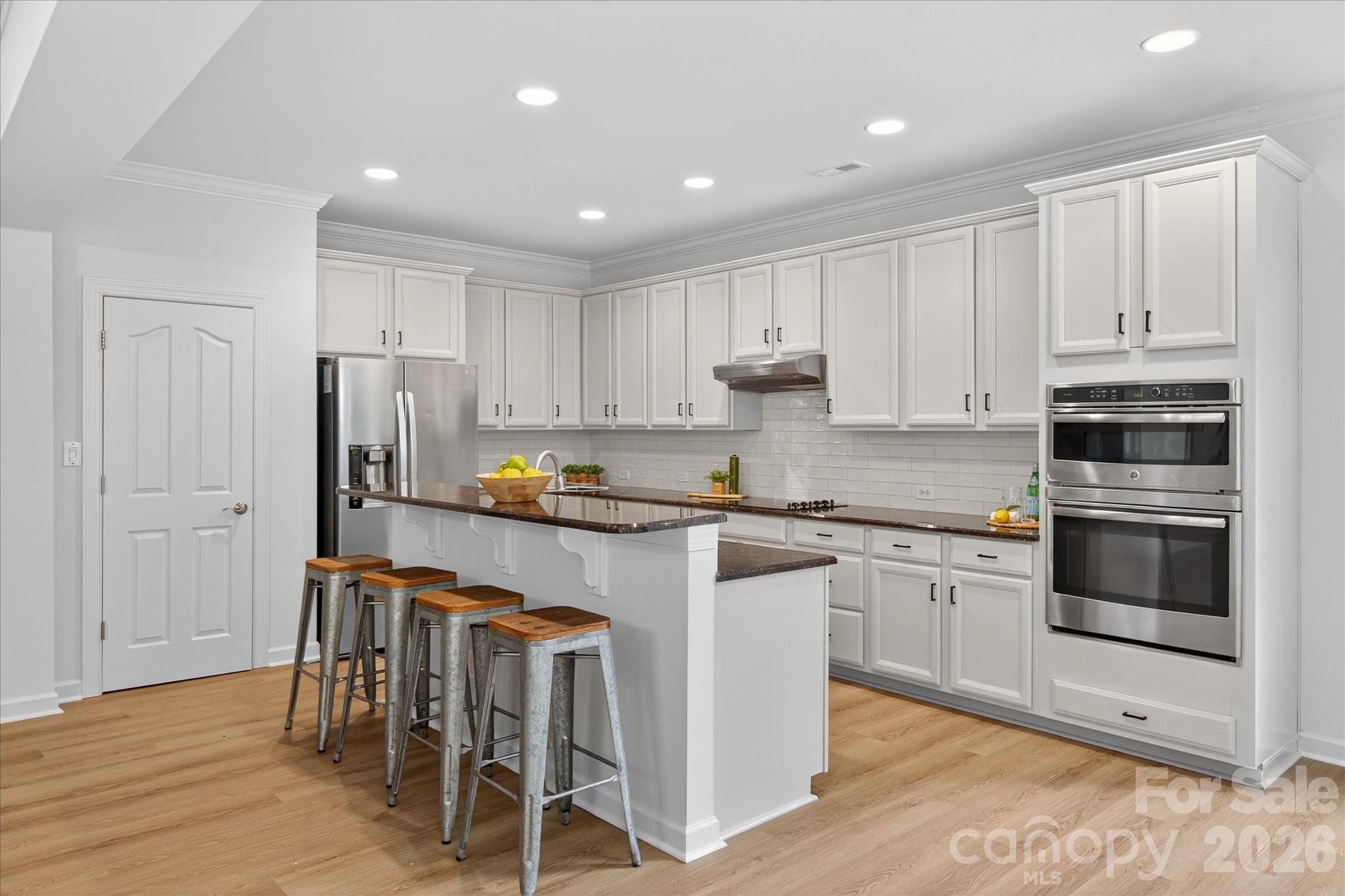 2416 River Oaks Drive