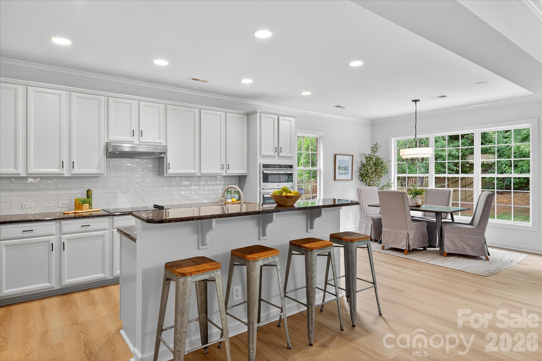 2416 River Oaks Drive