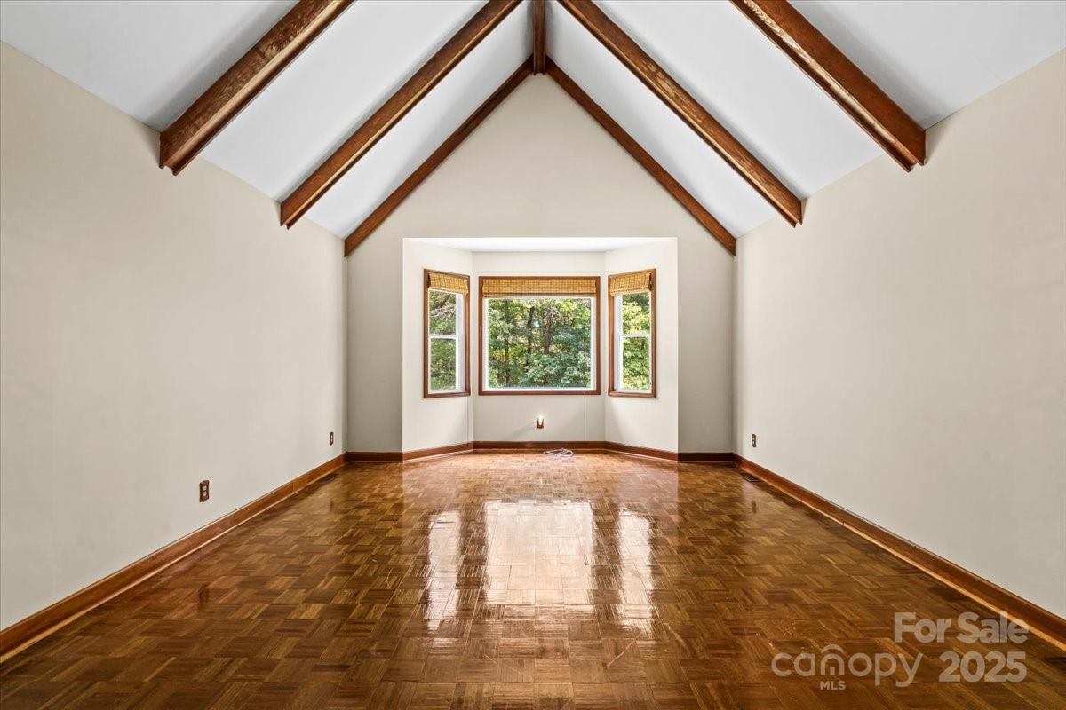 2502 Knights Court
