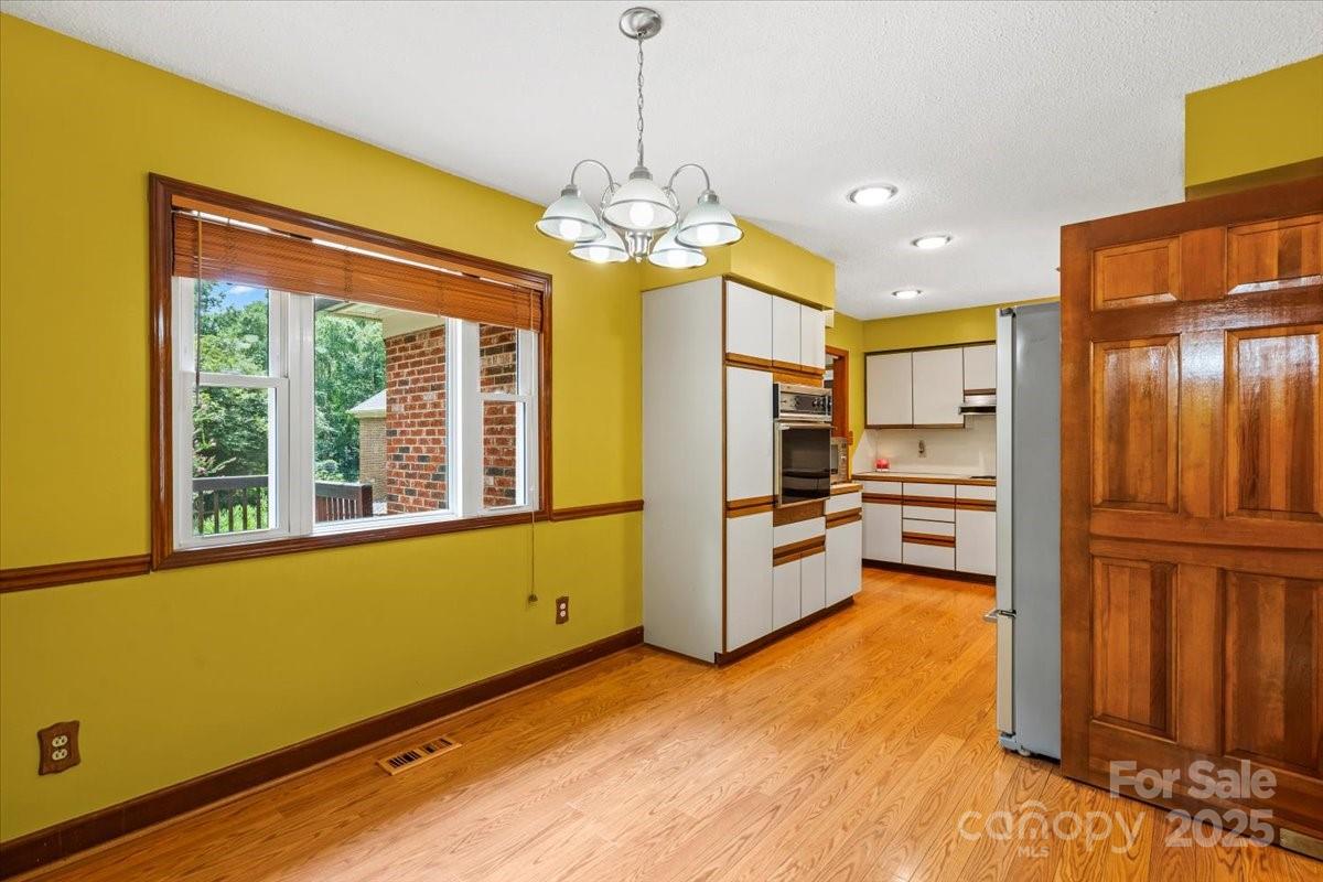 2502 Knights Court