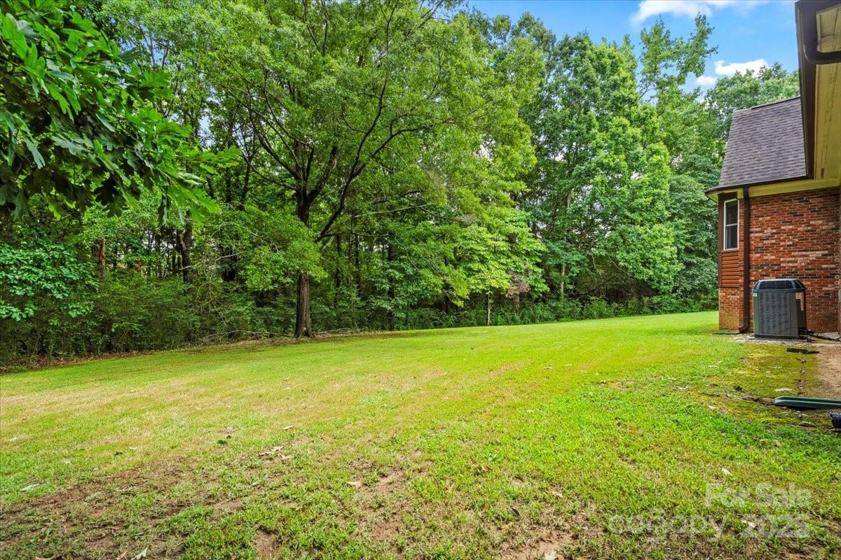 2502 Knights Court