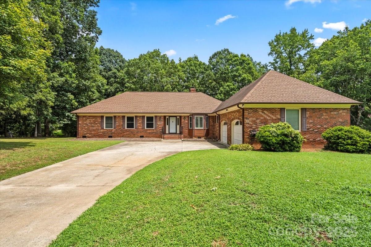 2502 Knights Court
