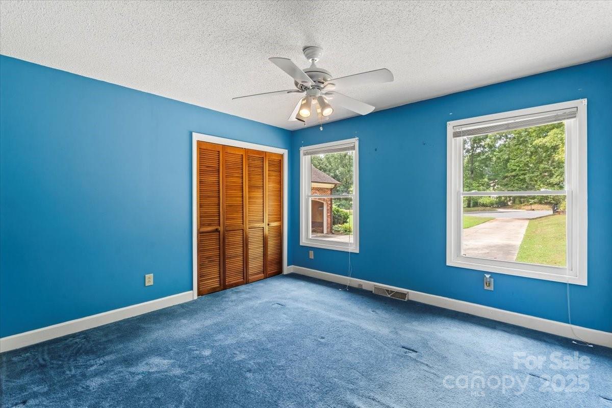 2502 Knights Court
