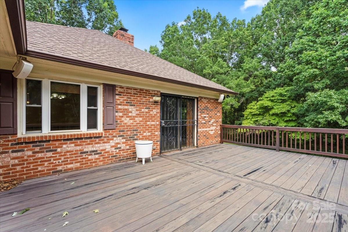 2502 Knights Court