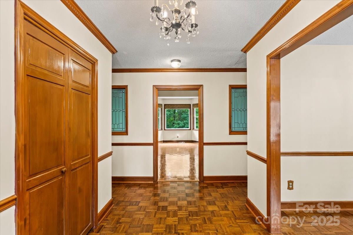 2502 Knights Court