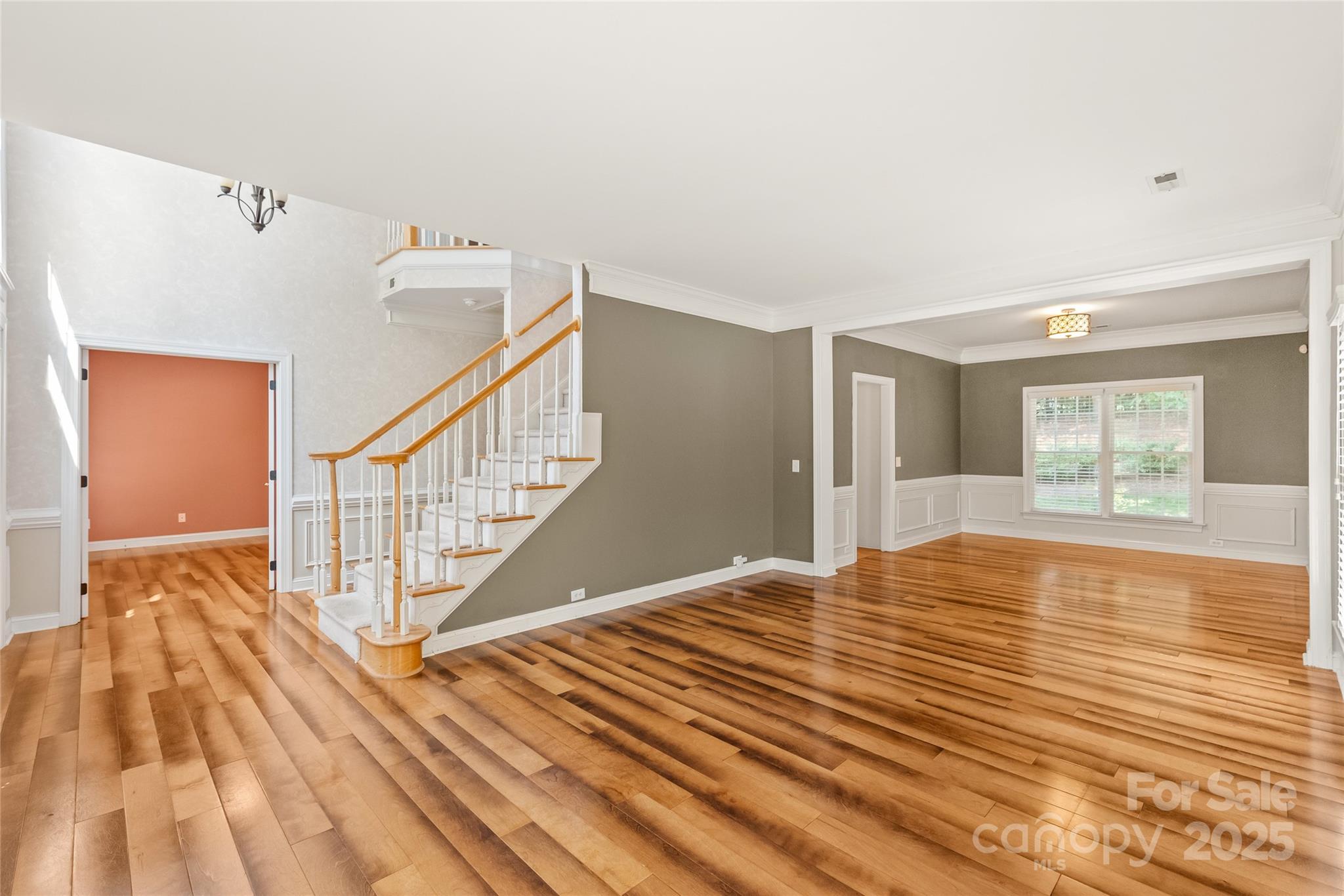 6533 Red Maple Drive