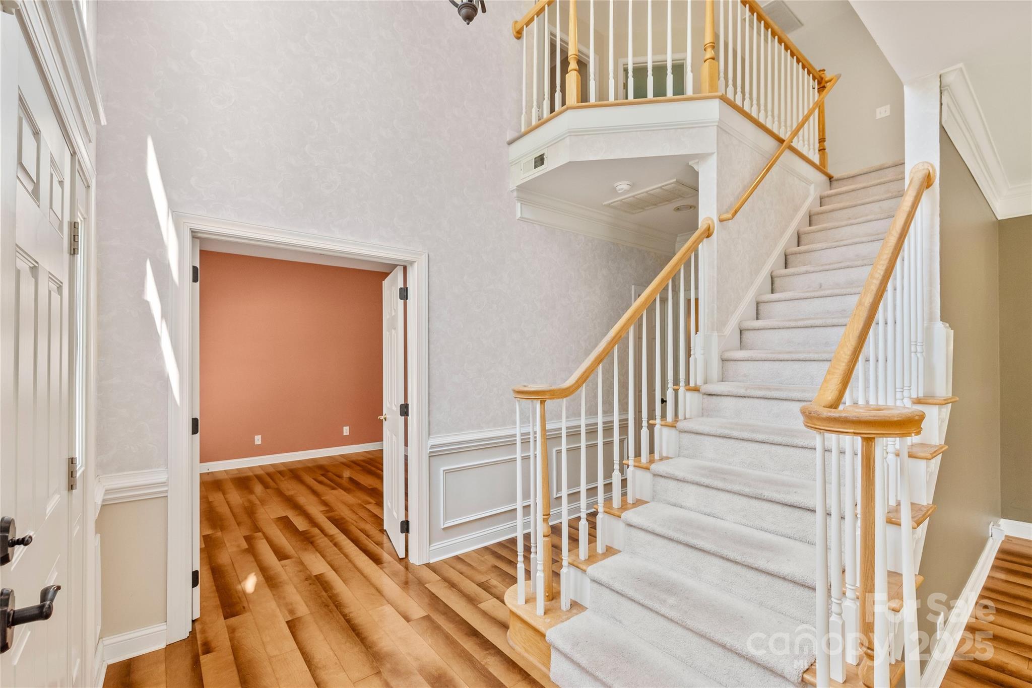 6533 Red Maple Drive