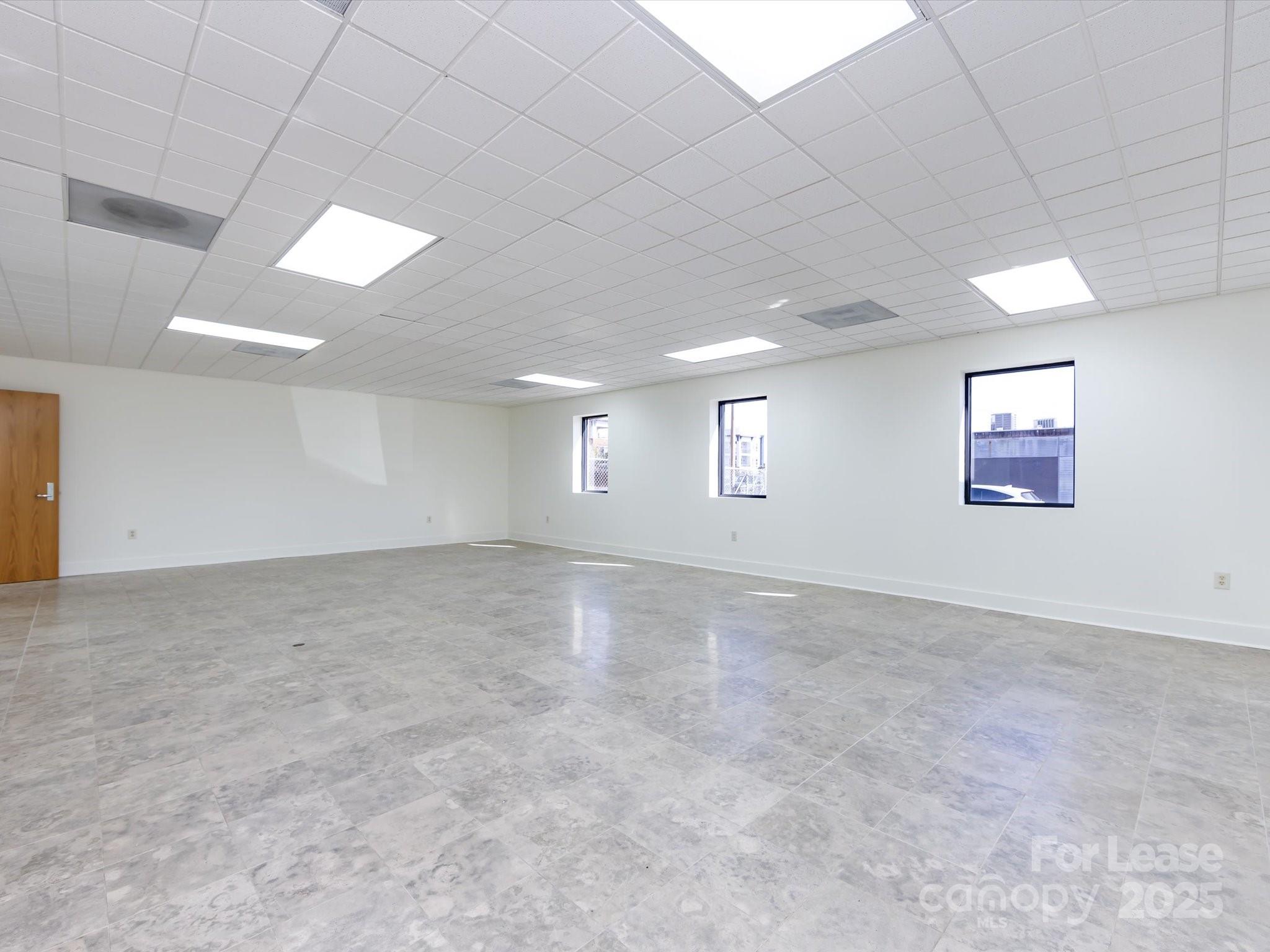 1812 W Morehead Street