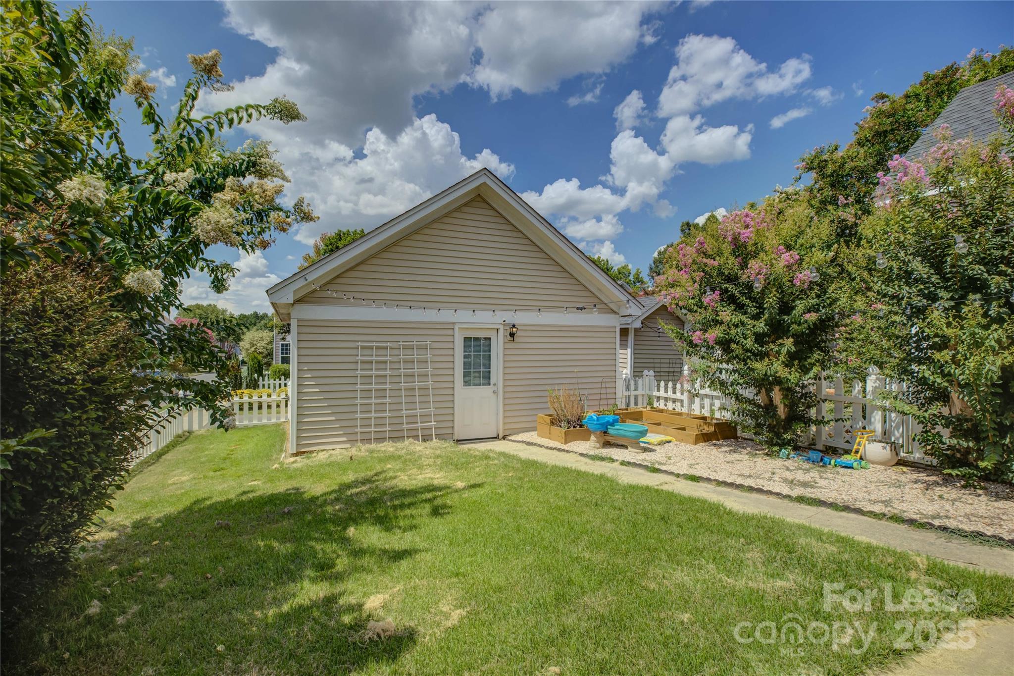 11330 Deer Ridge Lane