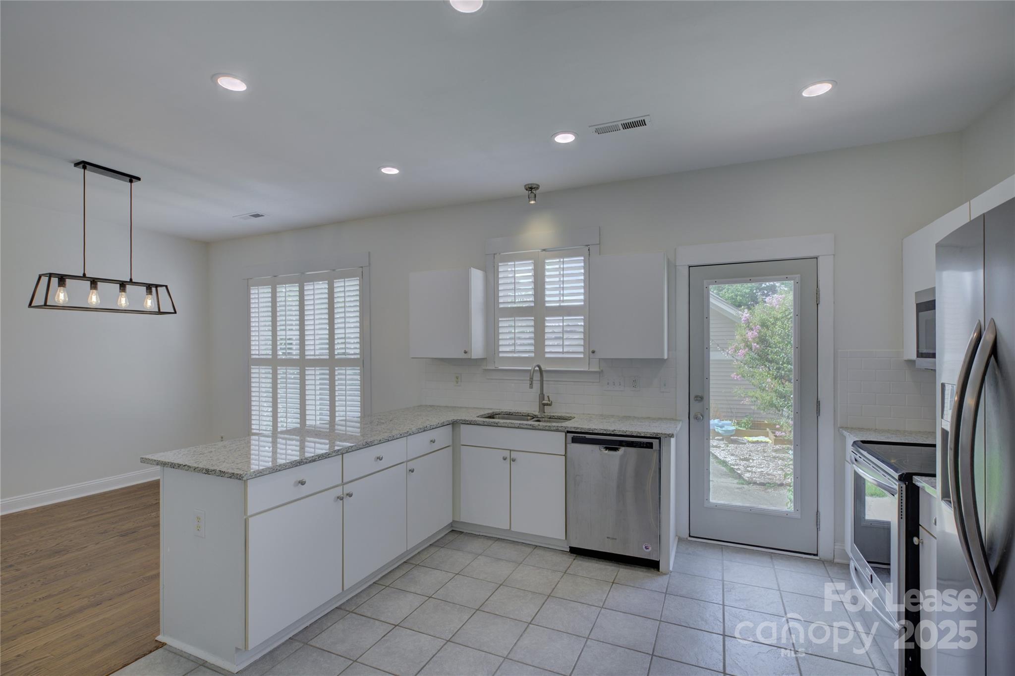 11330 Deer Ridge Lane