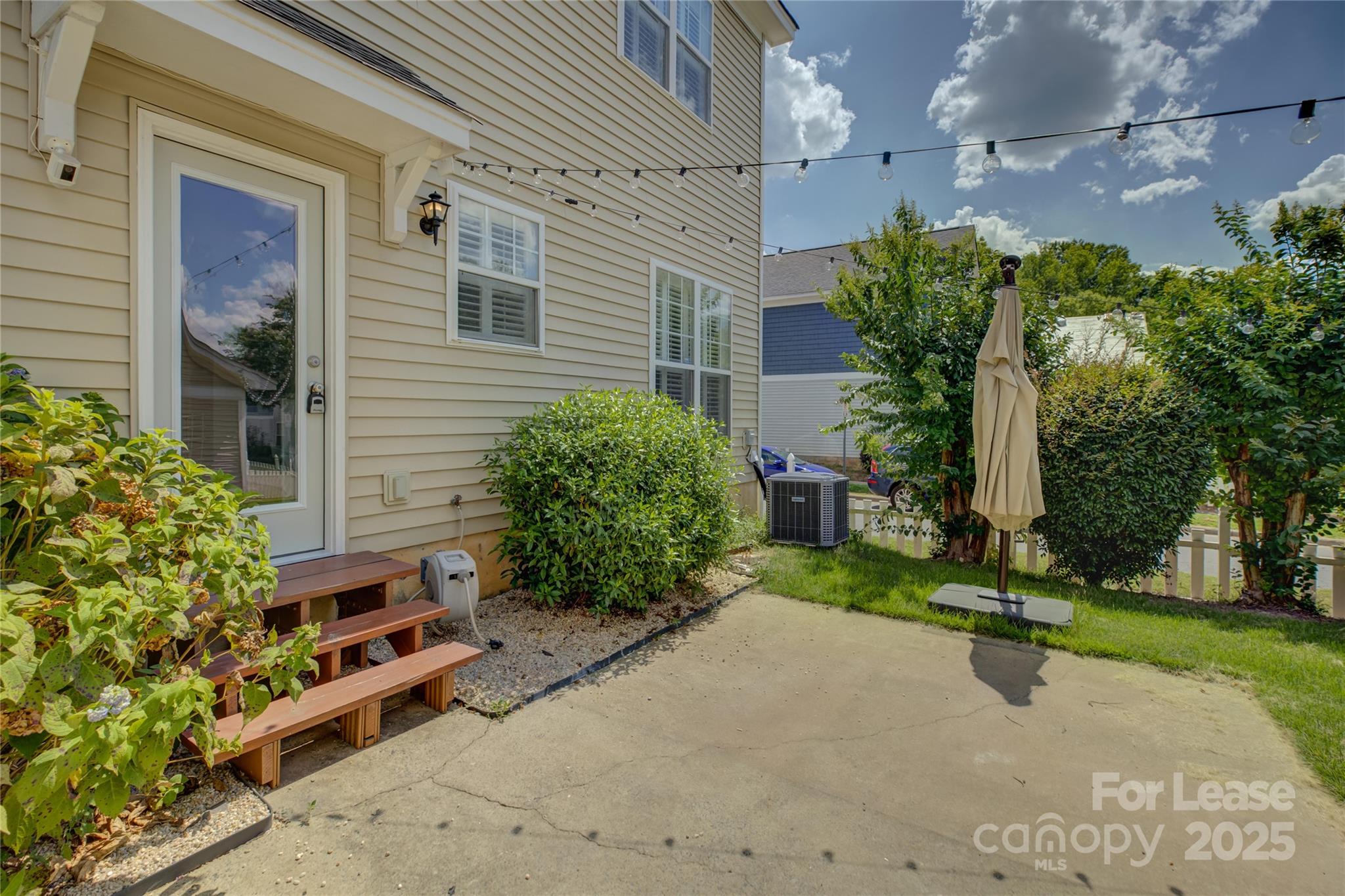 11330 Deer Ridge Lane