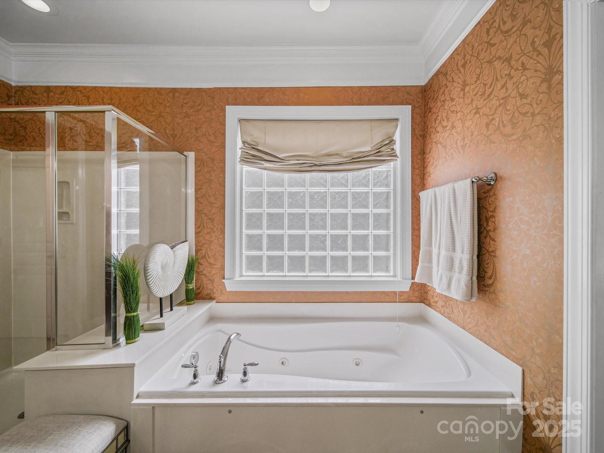 2608 Creek Manor Drive