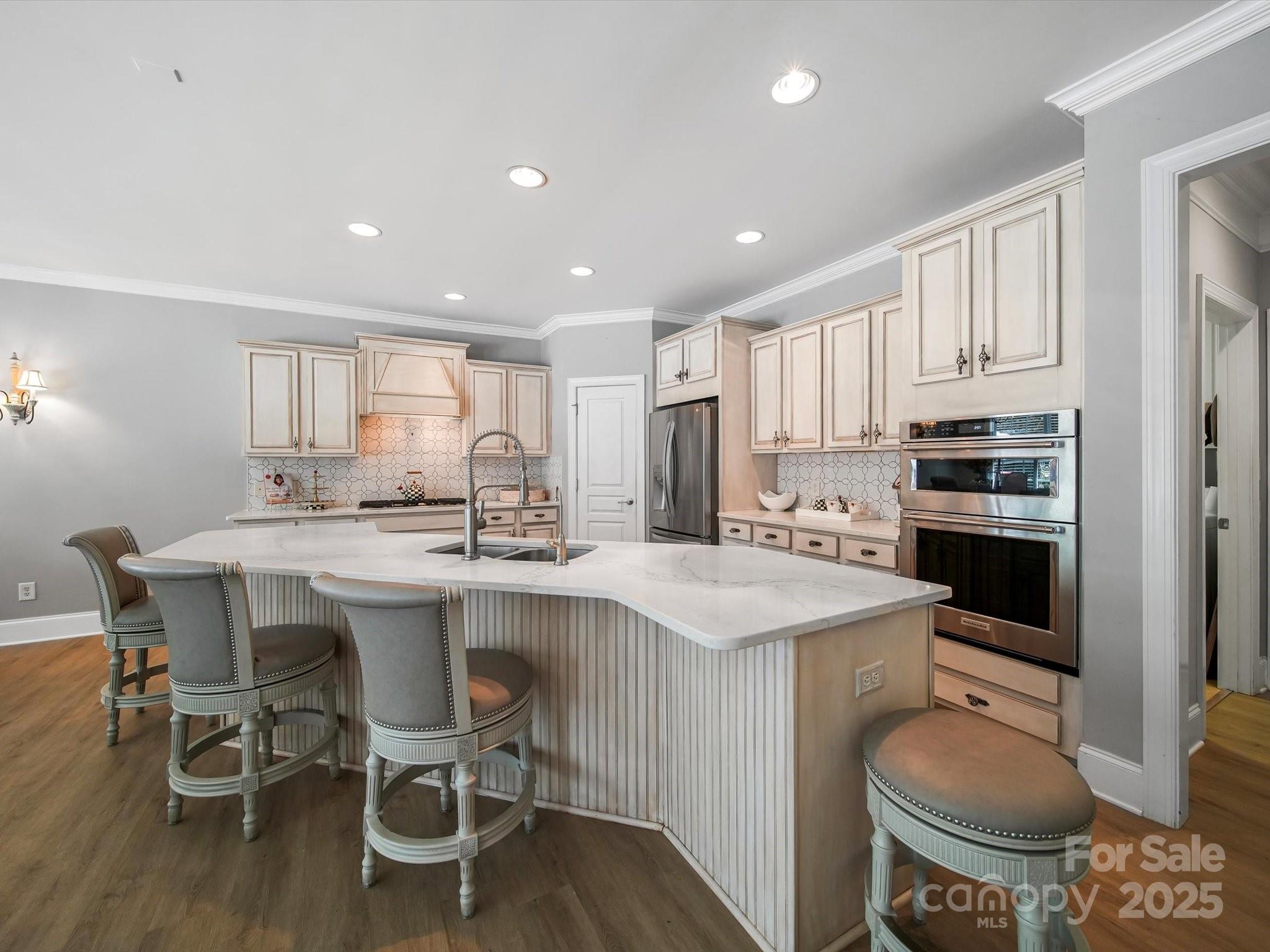 2608 Creek Manor Drive