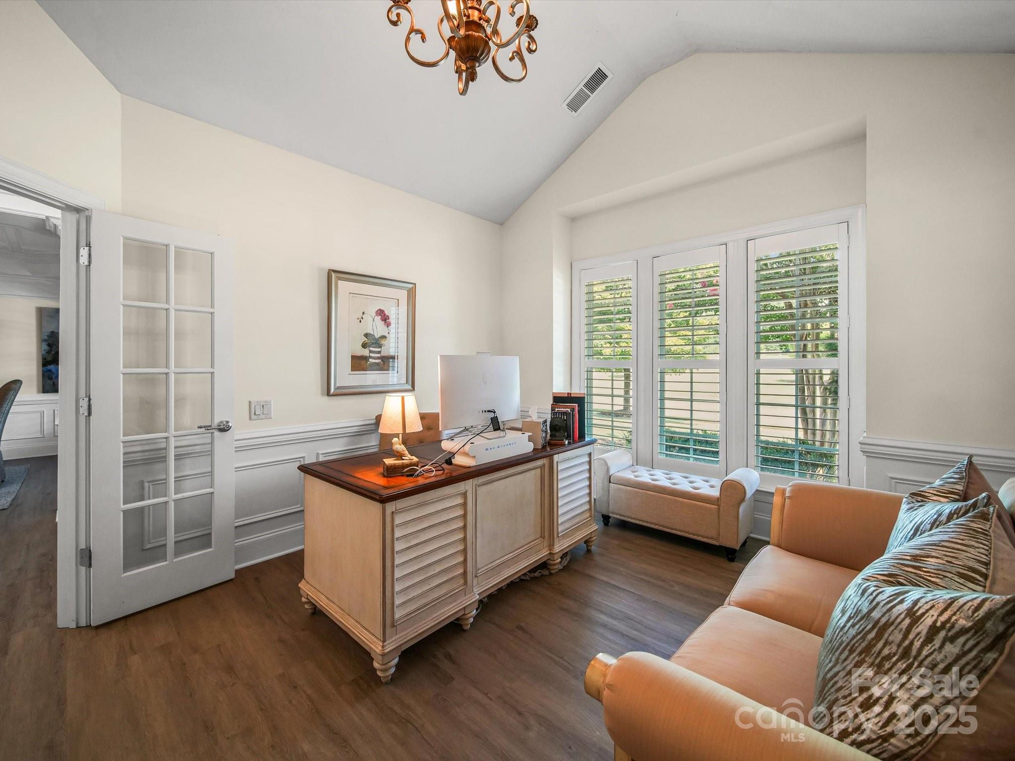 2608 Creek Manor Drive