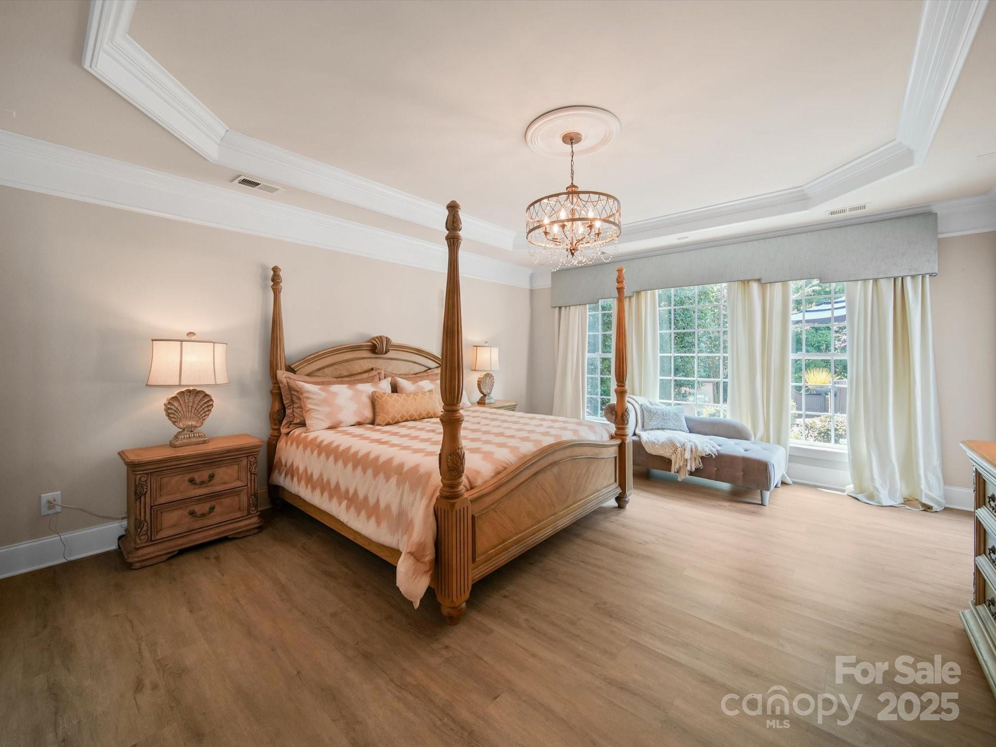 2608 Creek Manor Drive