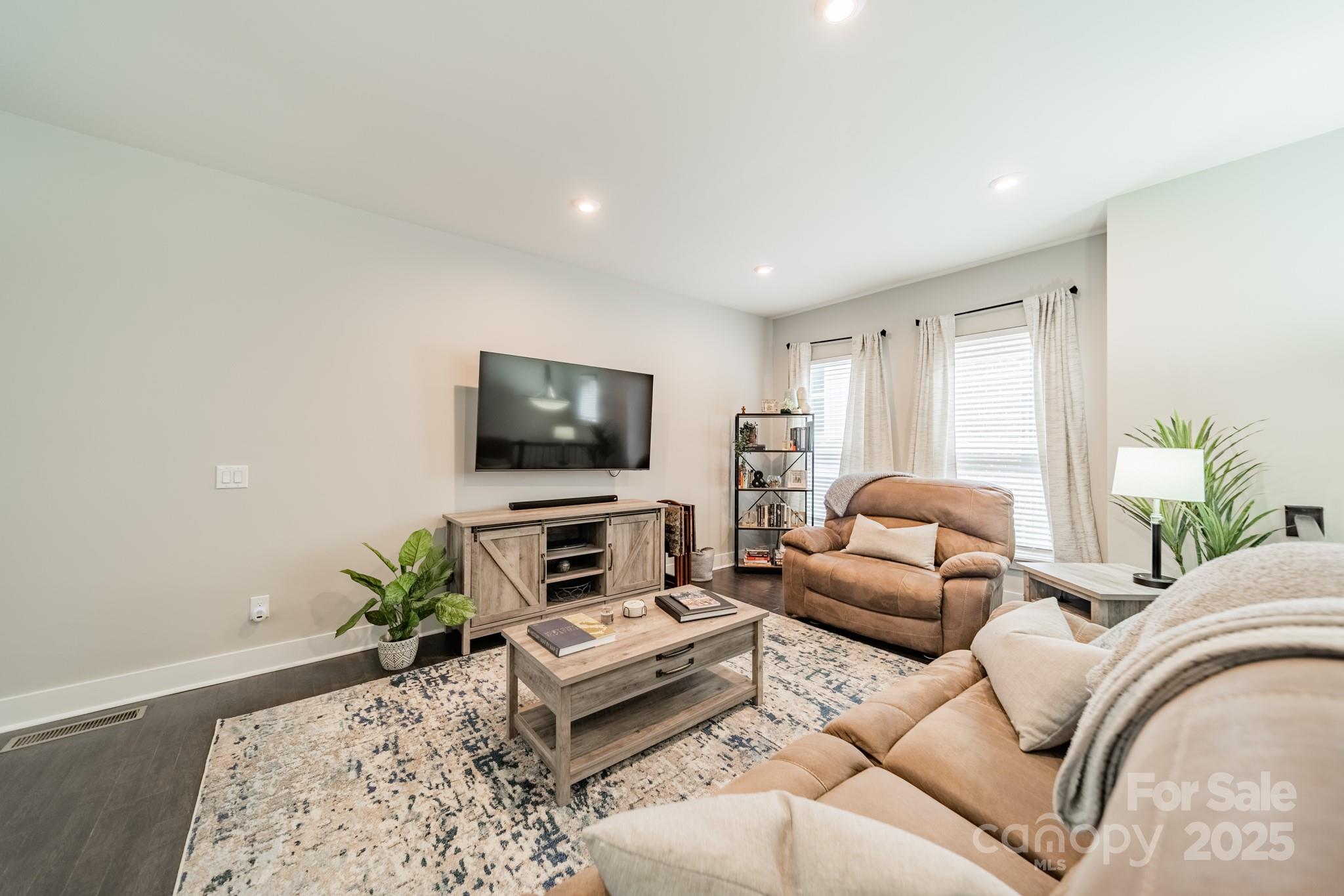 12010 Brooklyn Avenue