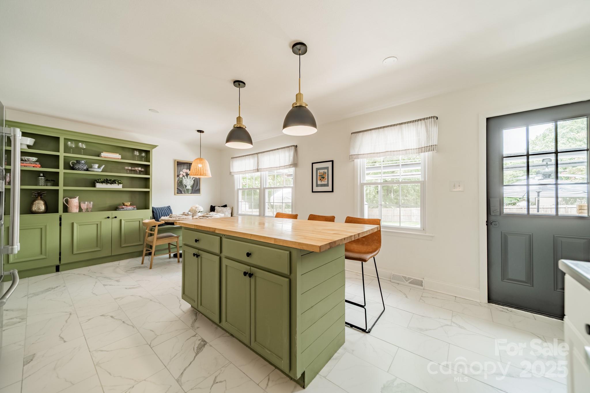 4123 Tamerlane Drive