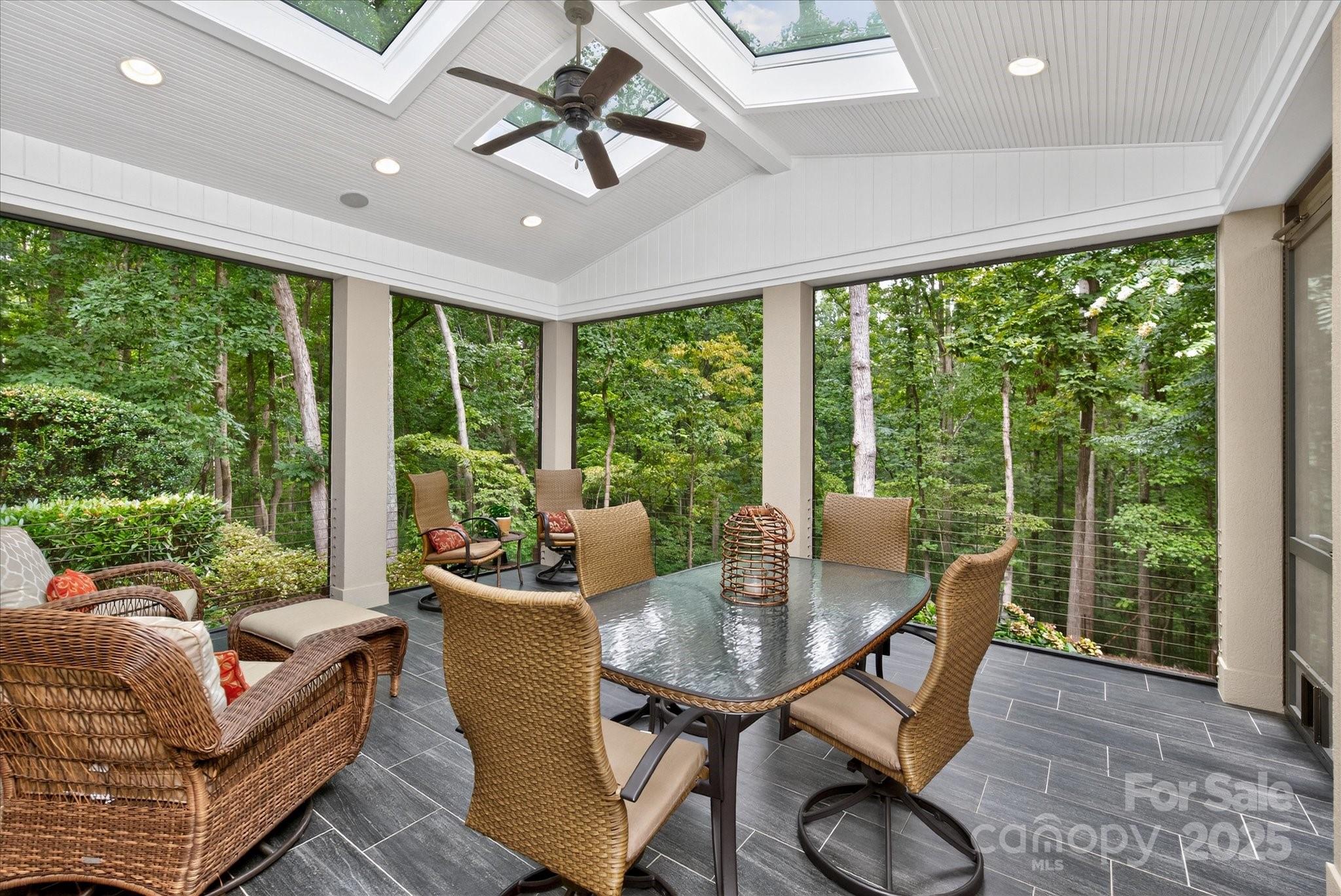 10535 Island Point Road